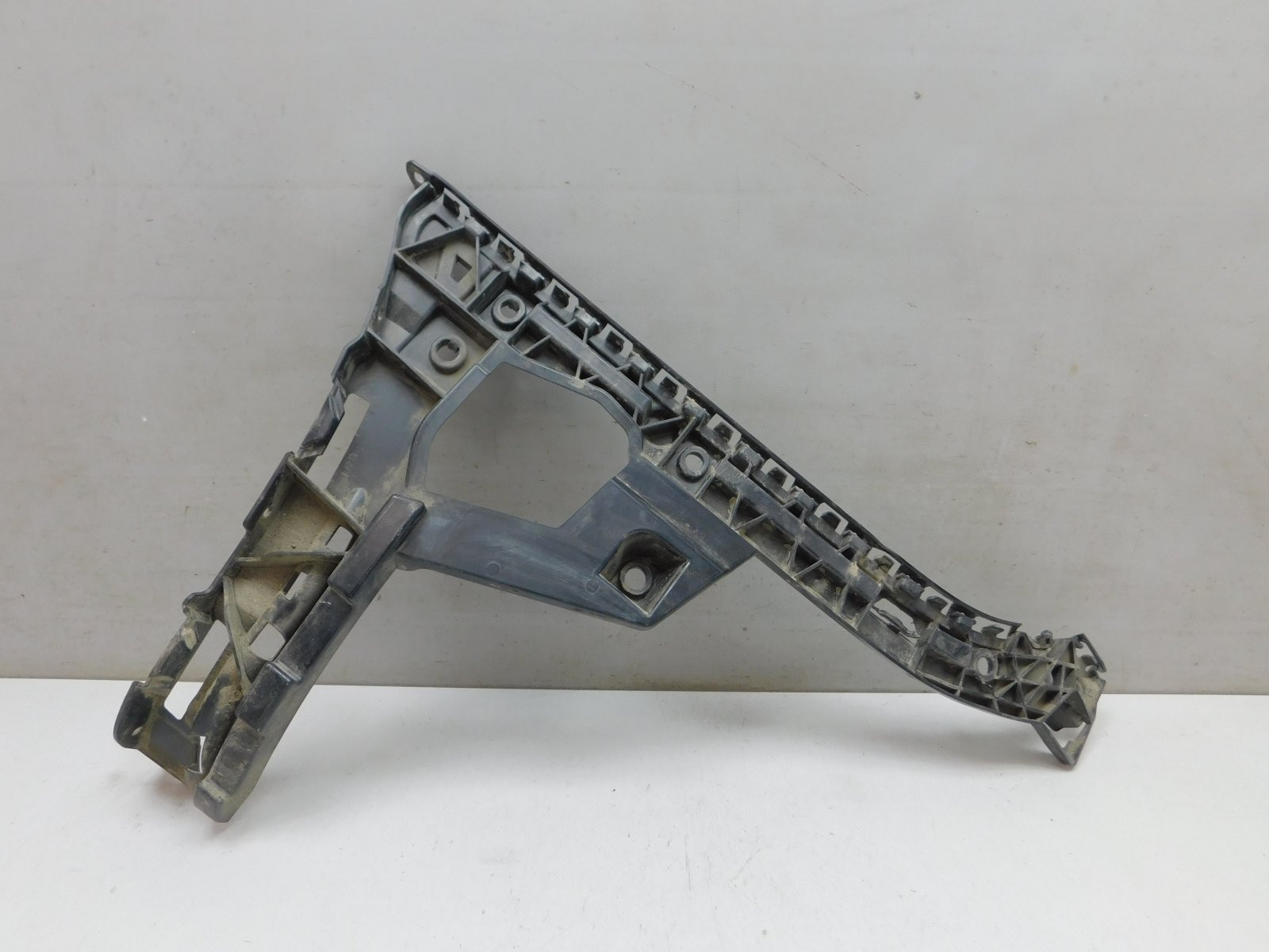 Кронштейн заднего бампера Mercedes-Benz E-Klasse W213 2016>