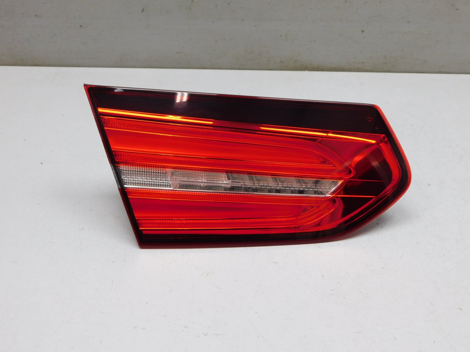 Фонарь задний внутренний левый Mercedes-Benz GLC-Class C253 Coupe 2016>