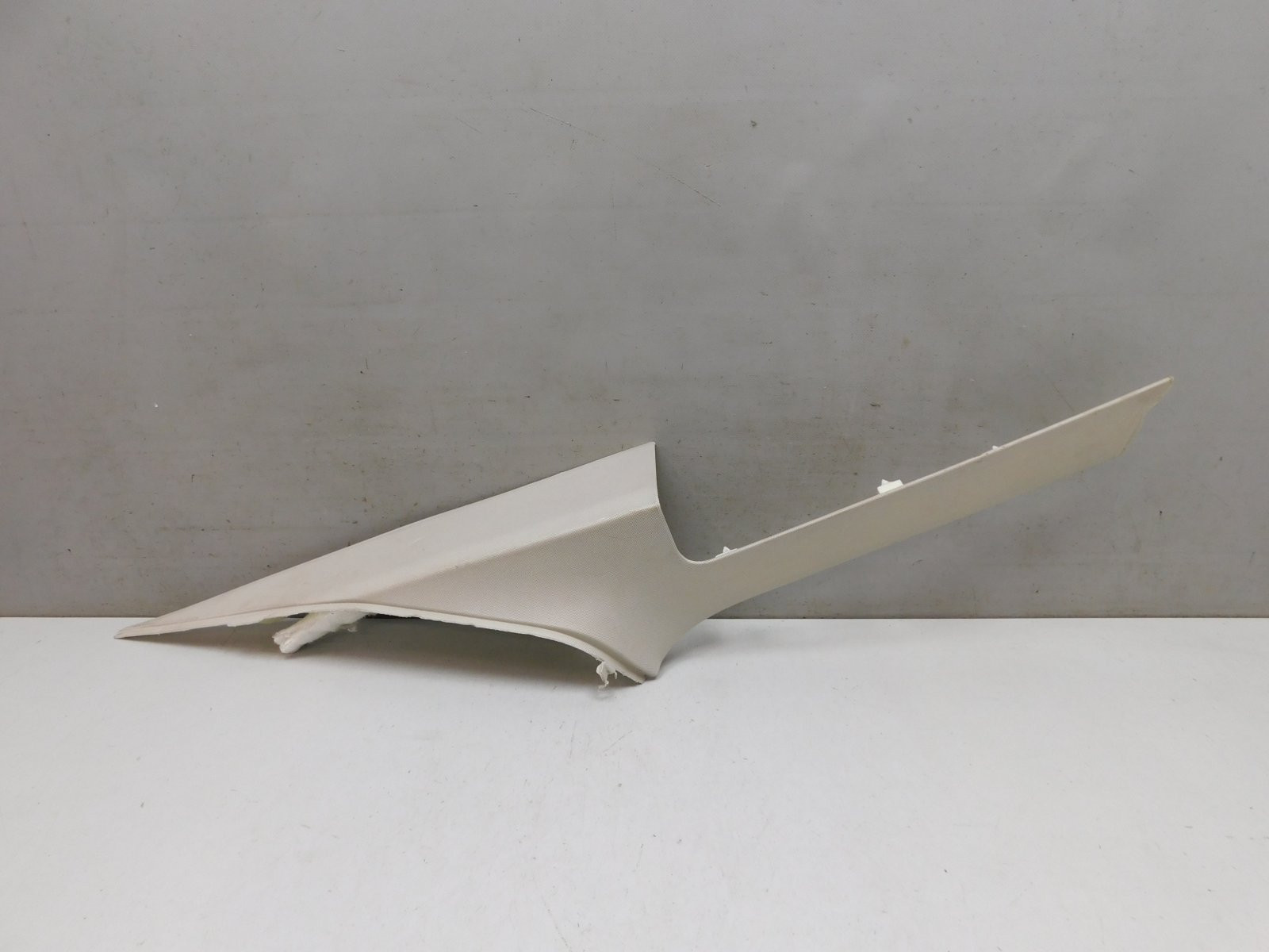 Обшивка стойки BMW 6-серия Gran Turismo G32 2017>