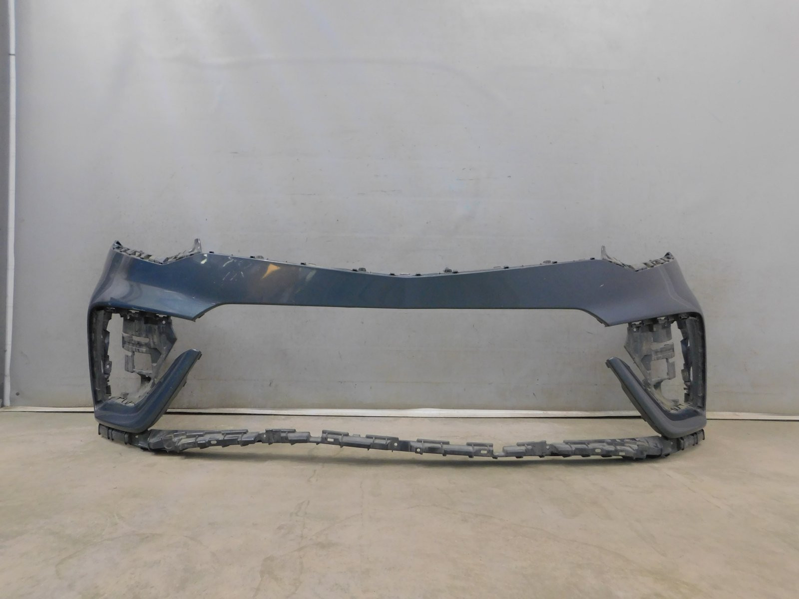 Бампер передний Geely Tugella 2020>