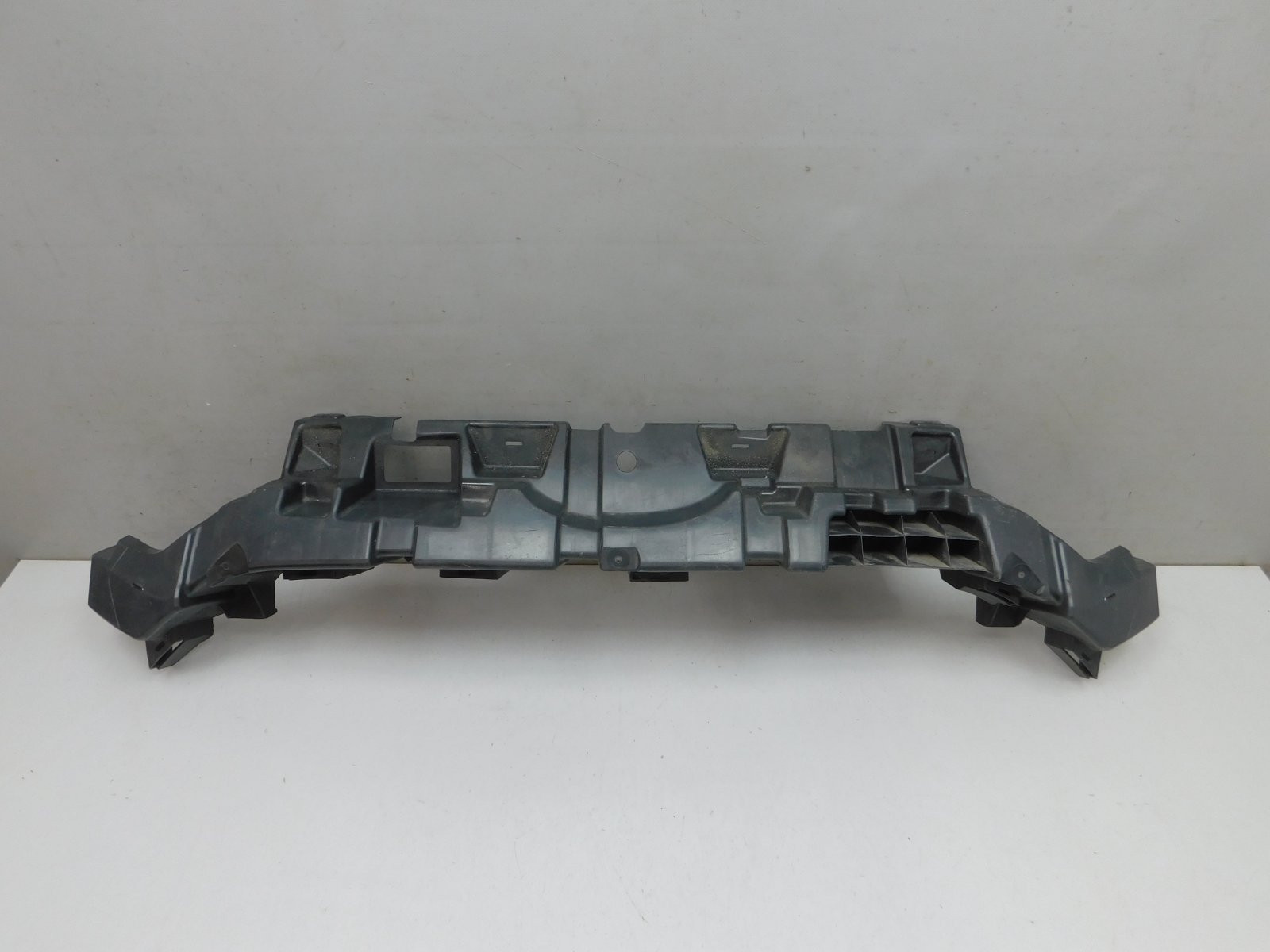 Кронштейн переднего бампера Ford EcoSport 2014>