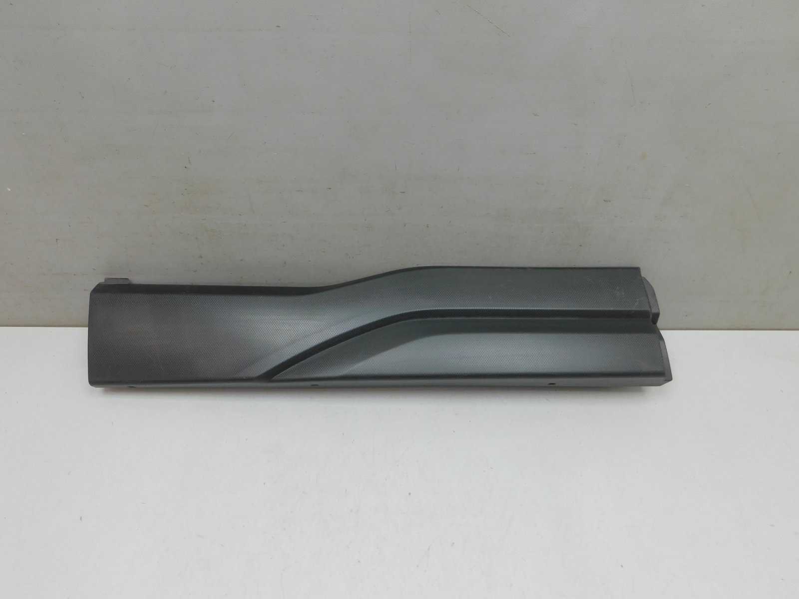 Накладка двери задней правой Subaru Forester (S14) 2018>