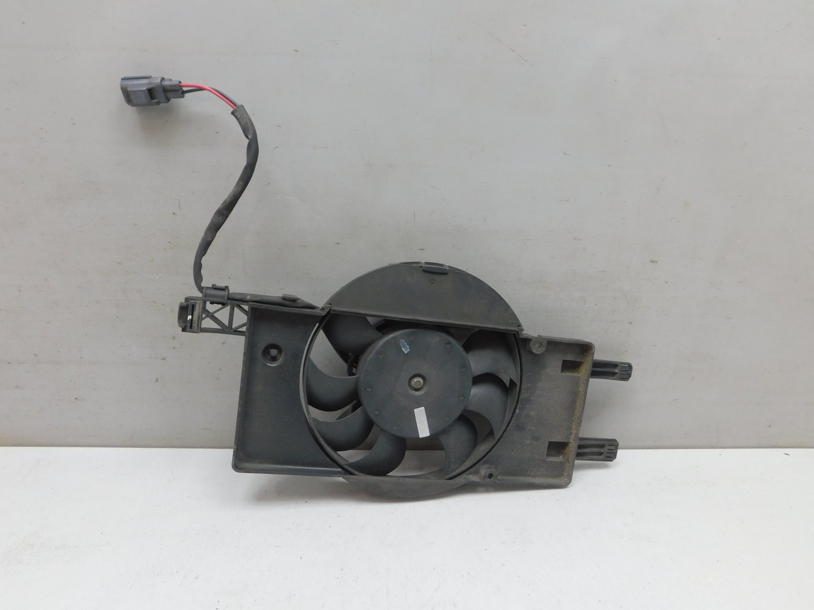 Вентилятор радиатора Ford Focus III 2011>