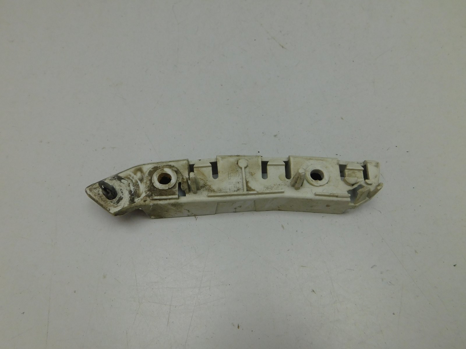 Кронштейн переднего бампера Ford Focus III 2011>