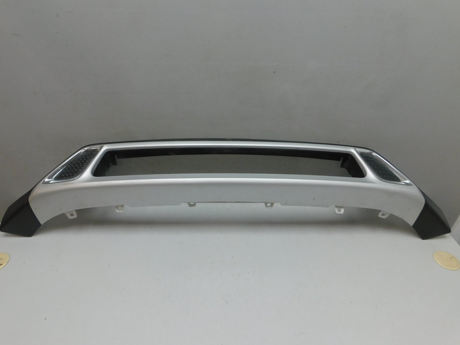 Накладка переднего бампера Mitsubishi Outlander 2012>