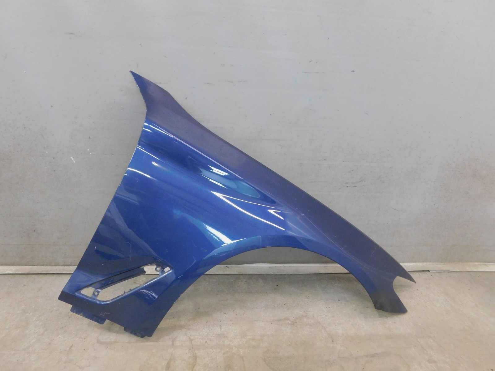 Крыло переднее правое BMW 5-серия G30 2016>