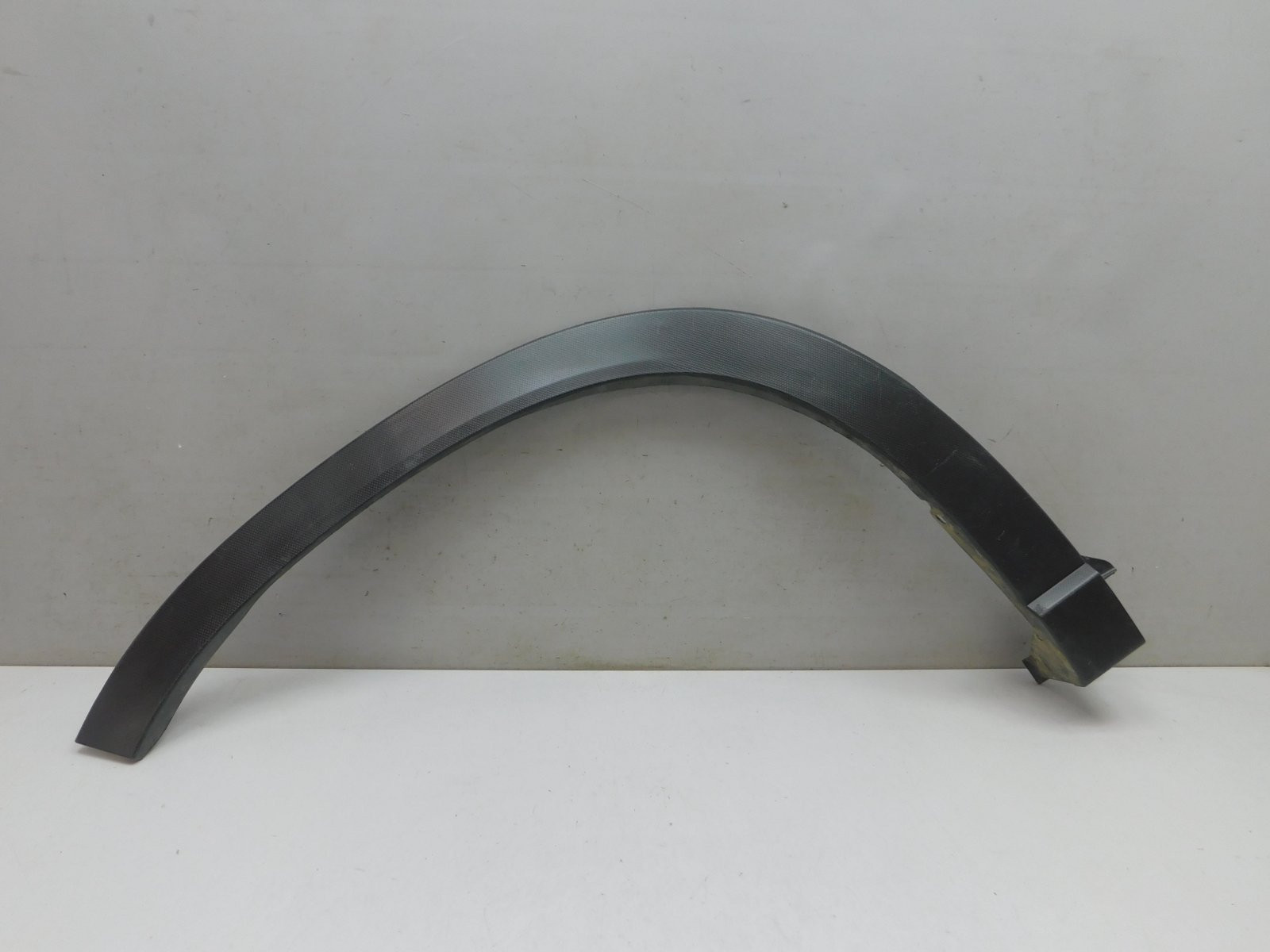 Накладка крыла переднего левого Subaru Forester (S14) 2018>