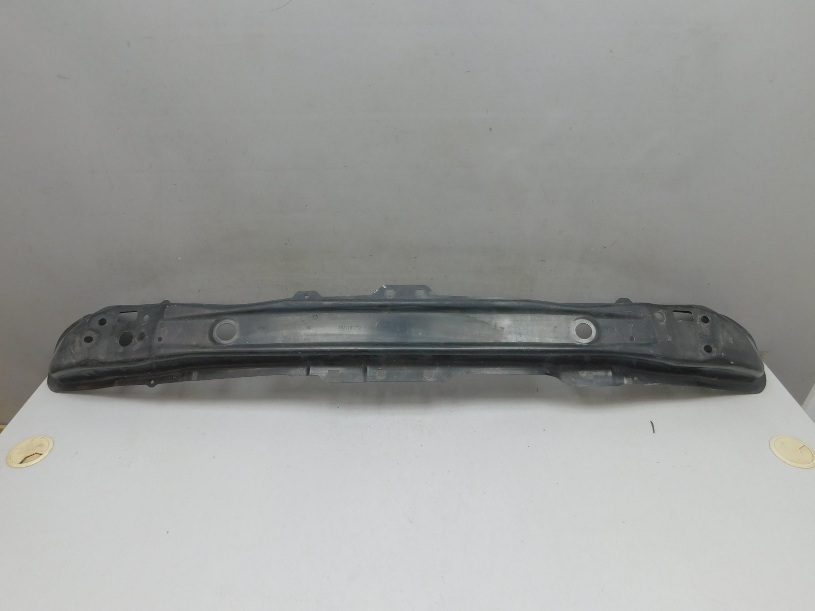 Усилитель переднего бампера Renault Arkana 2019>