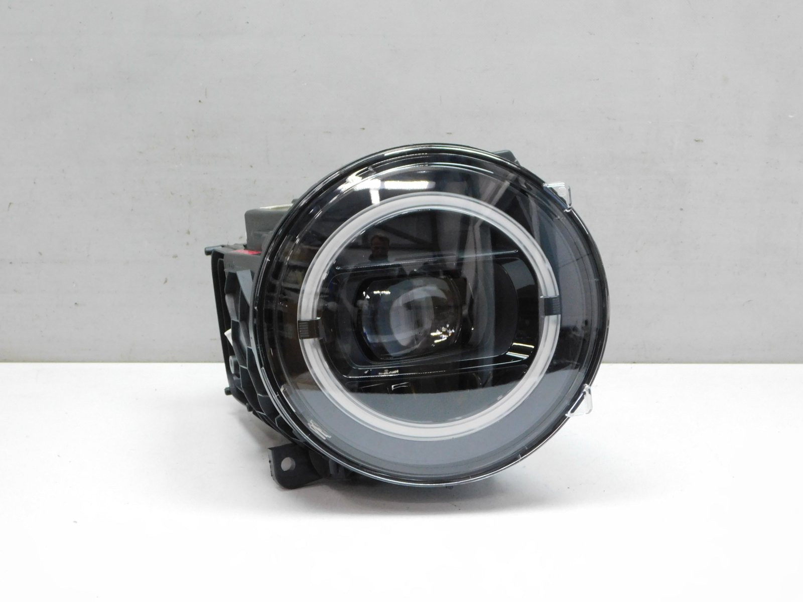 Фара правая Mercedes-Benz G-Klasse W463 1989>