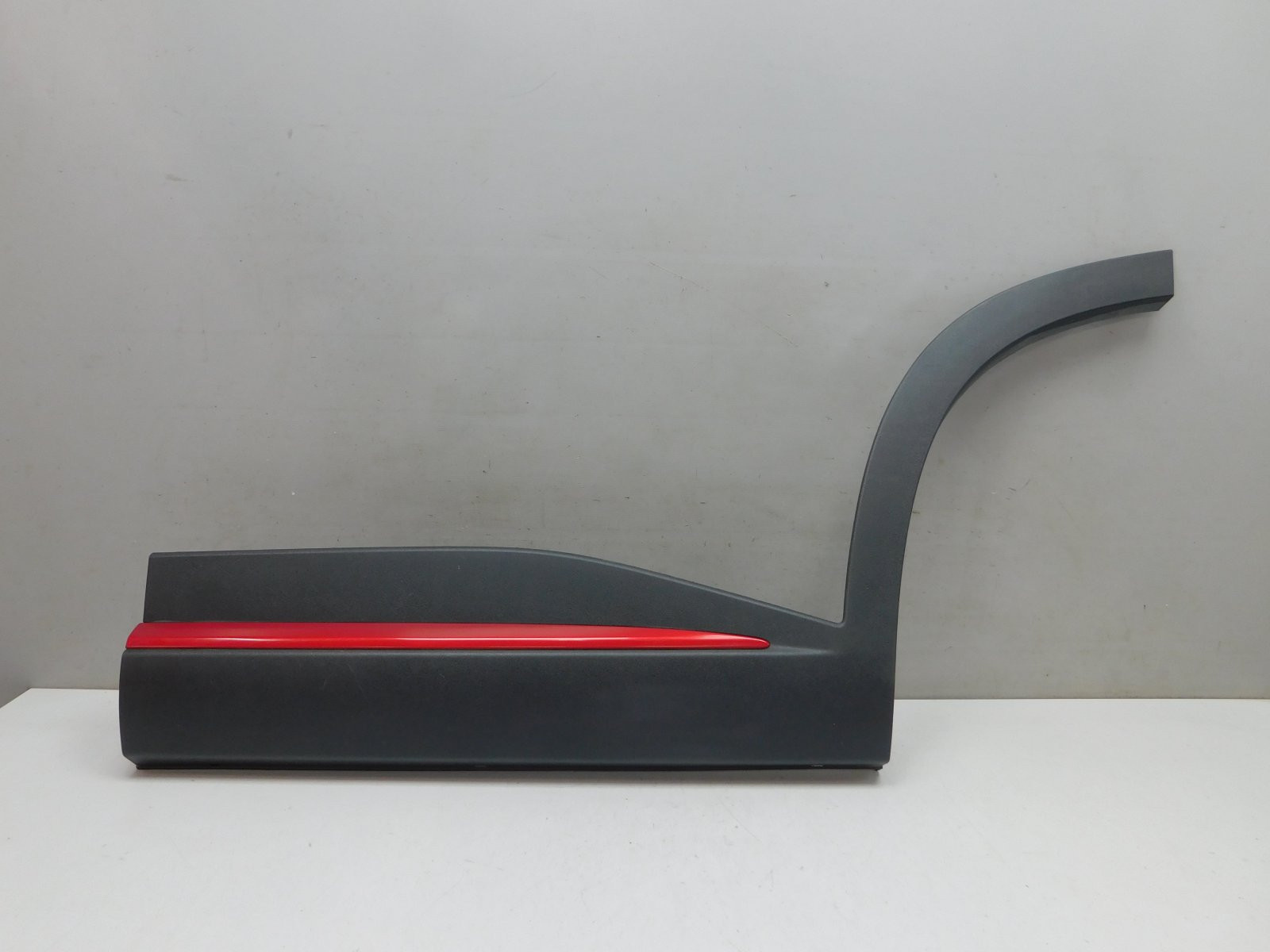 Накладка двери задней левой Omoda C5 2022>