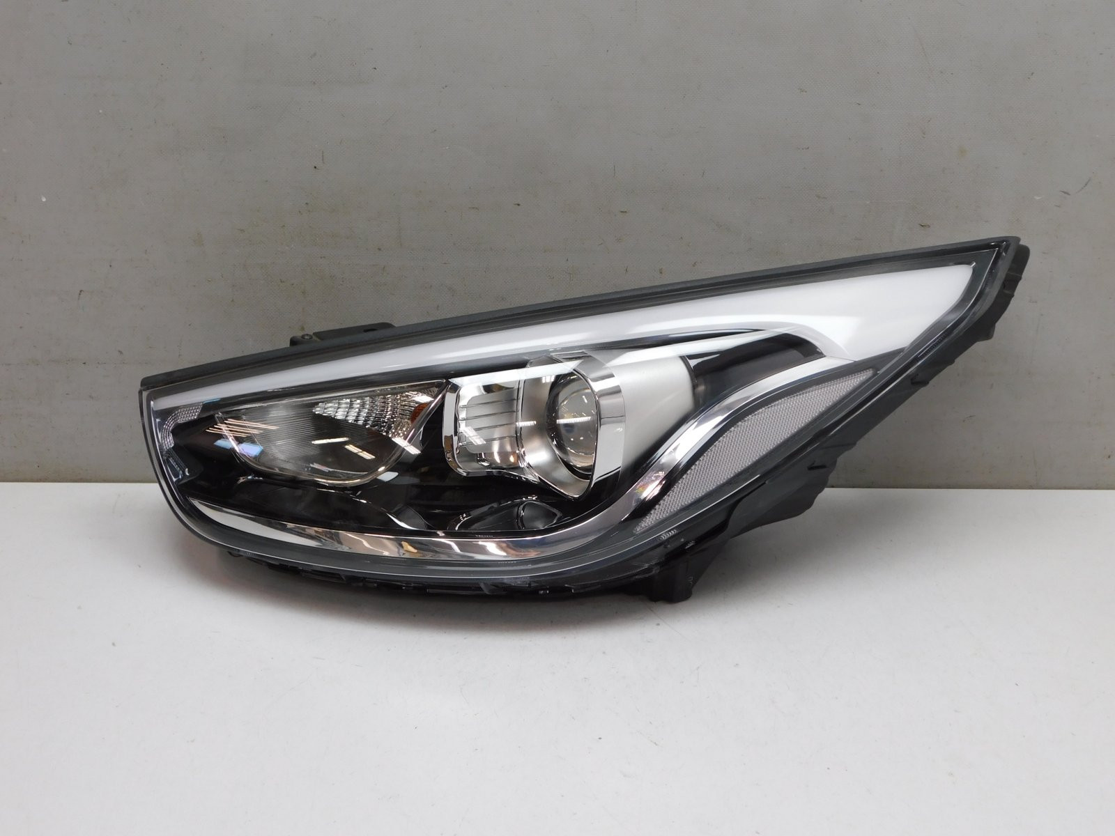 Фара левая Hyundai ix35 2010>