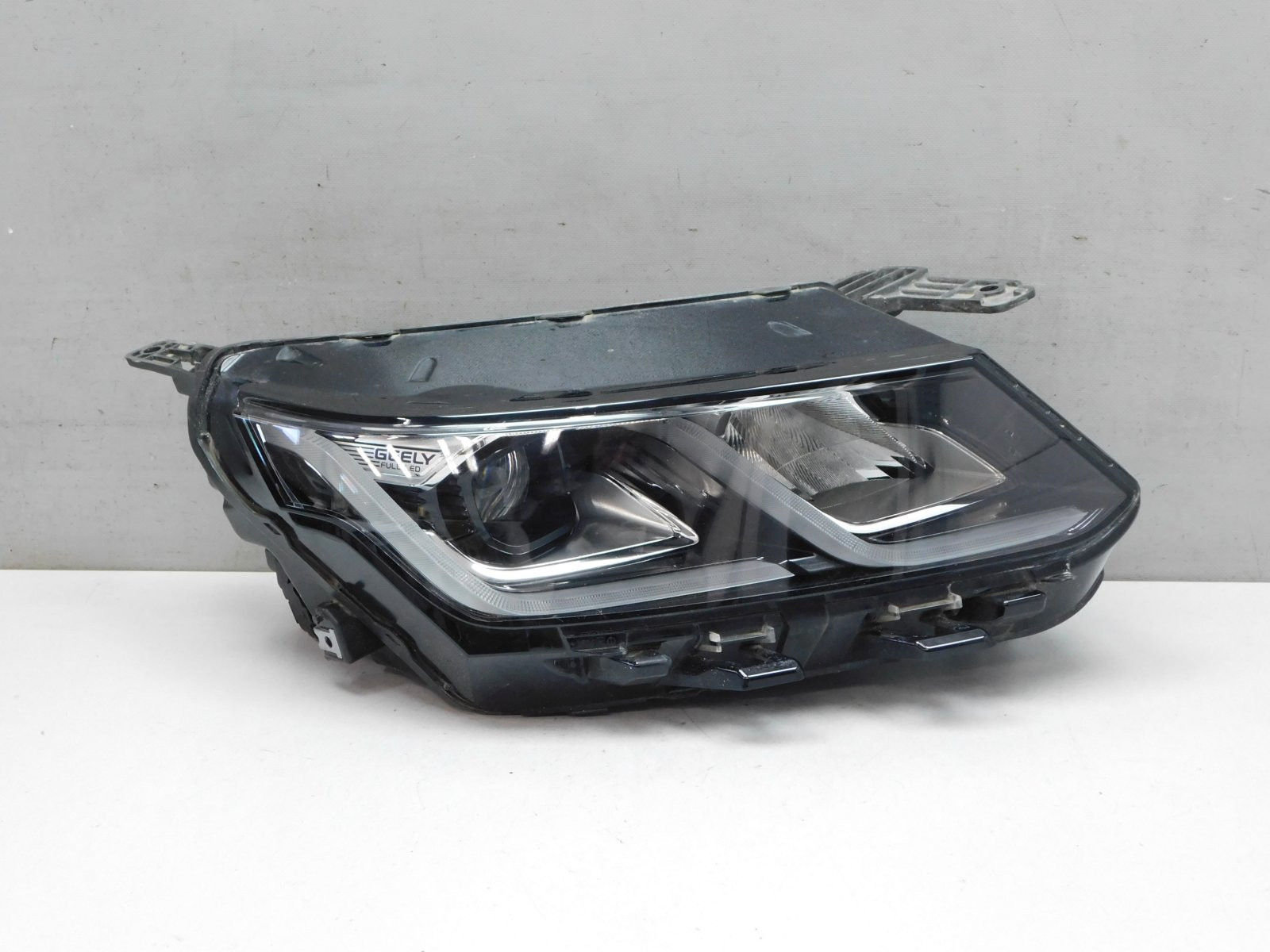 Фара правая Geely Coolray I 2020>