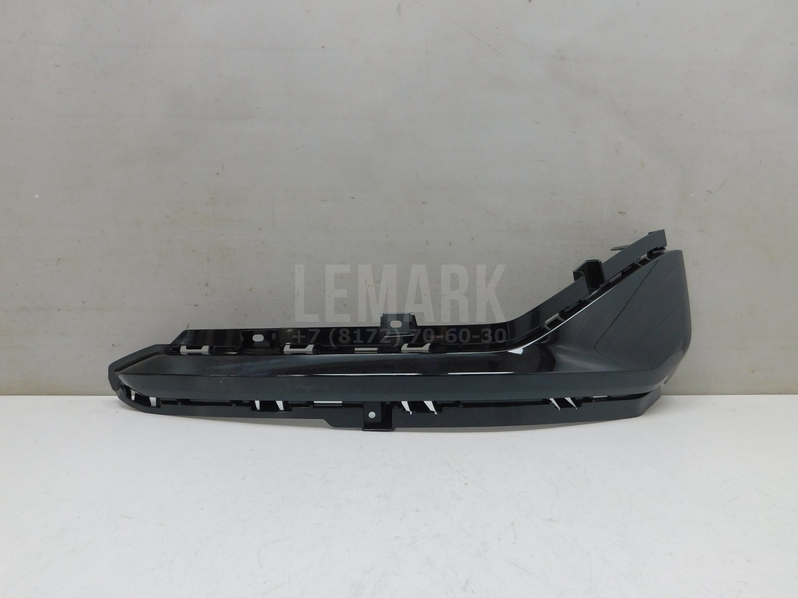 Накладка заднего бампера левая Zeekr 001 2021> 8889396567B03