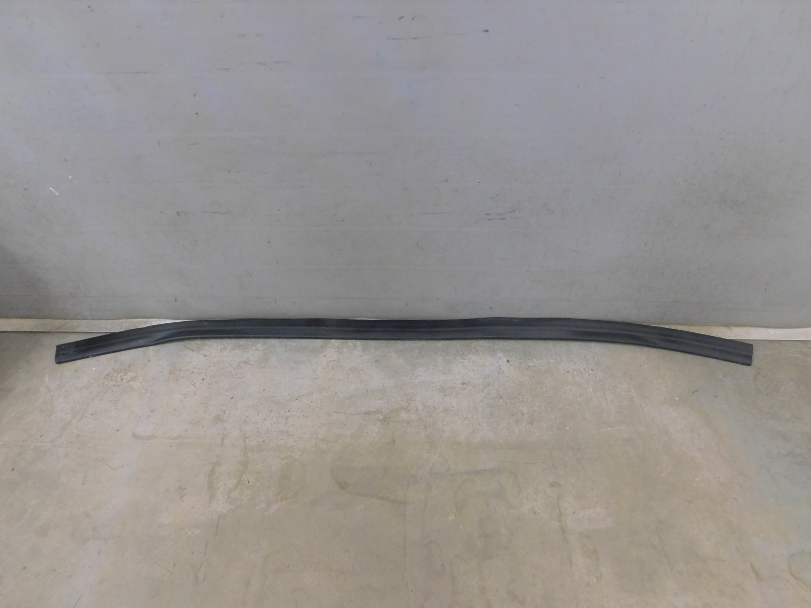 Уплотнитель капота Mercedes-Benz GLC-Class X253 2015>