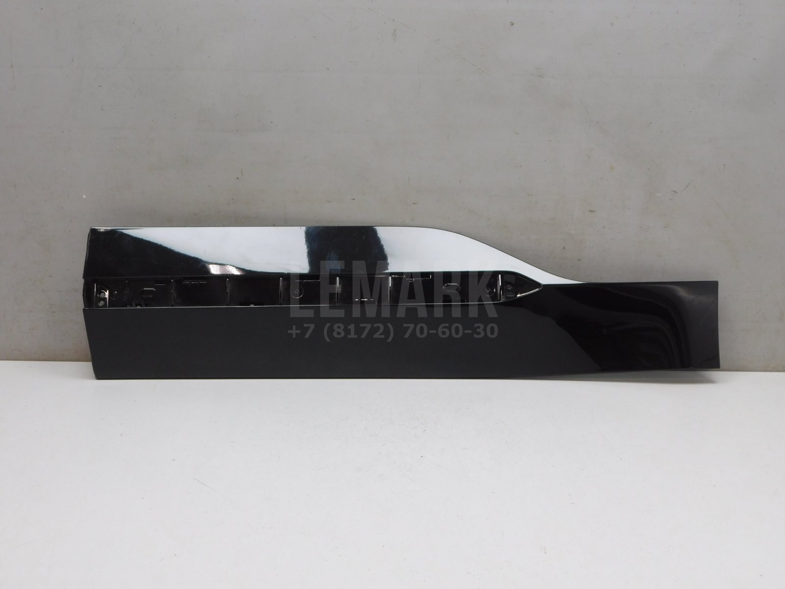 Накладка двери задней левой Zeekr 001 2021> 8892500538C16