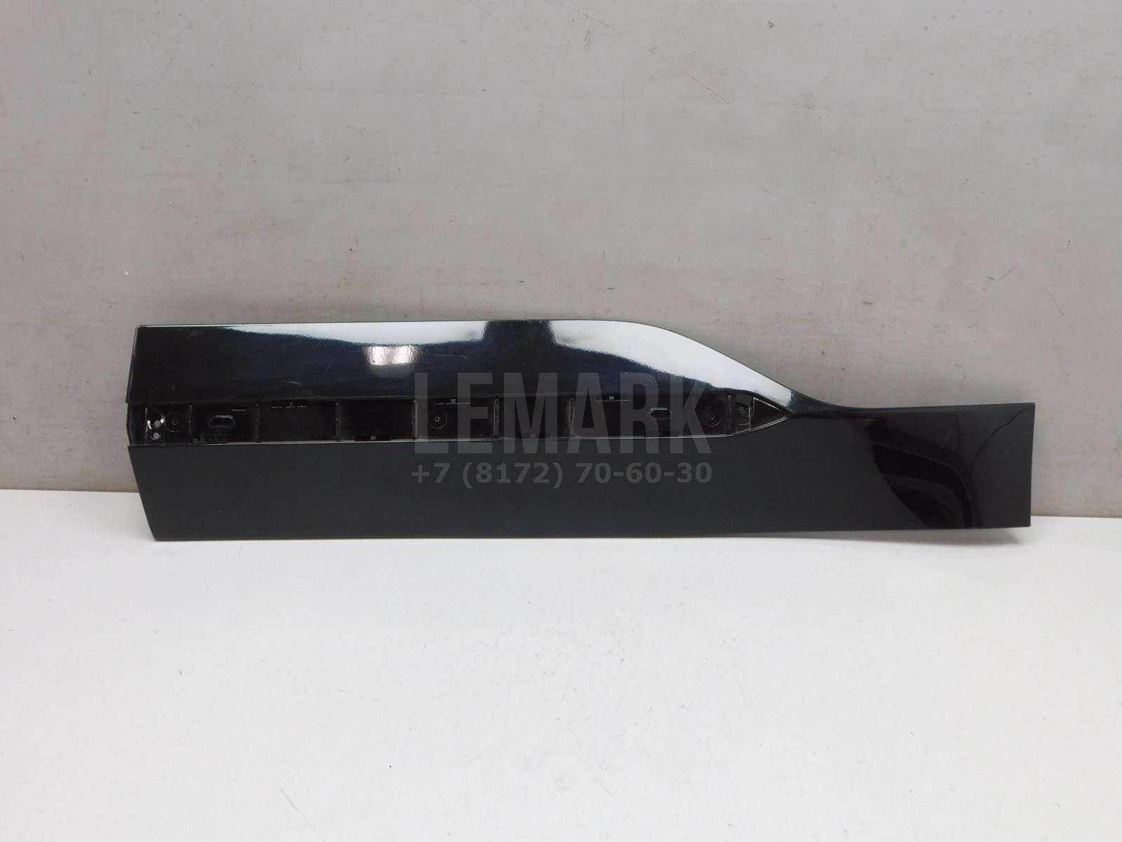 Накладка двери задней левой Zeekr 001 2021> 8892500538C16