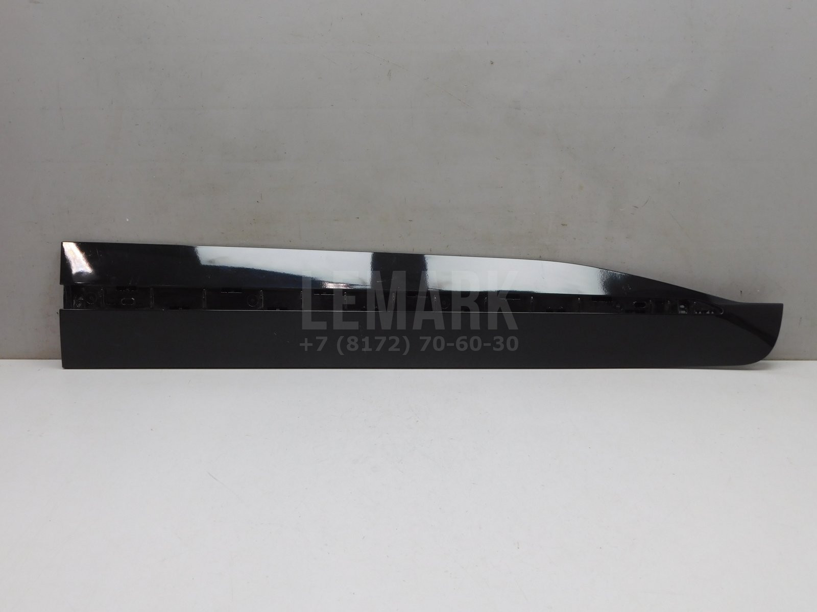 Накладка двери передней правой Zeekr 001 2021> 8892500533C16