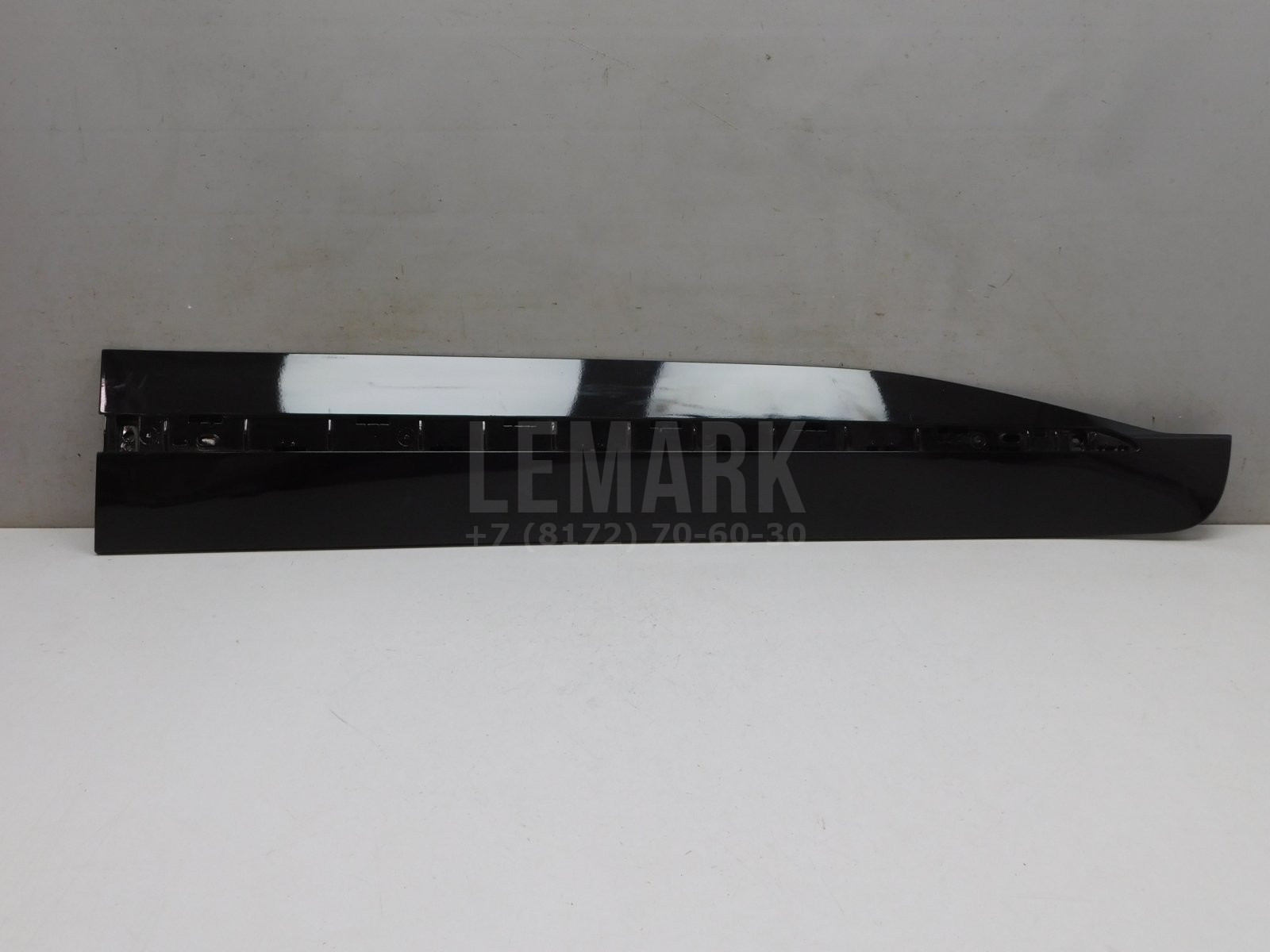 Накладка двери передней правой Zeekr 001 2021> 8892500533C16