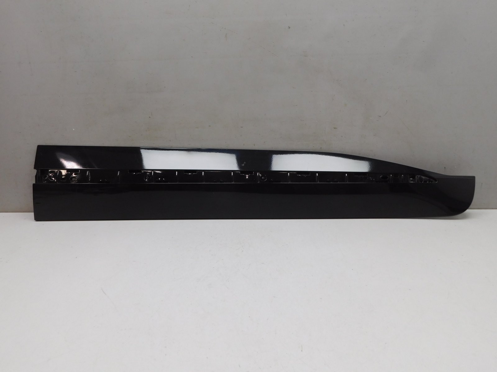 Накладка двери передней правой Zeekr 001 2021>