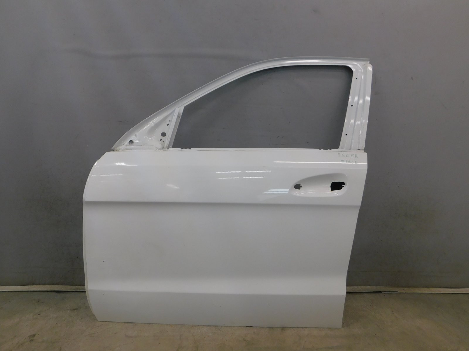 Дверь передняя левая Mercedes-Benz M-Klasse (ML/GLE) W166 2011>