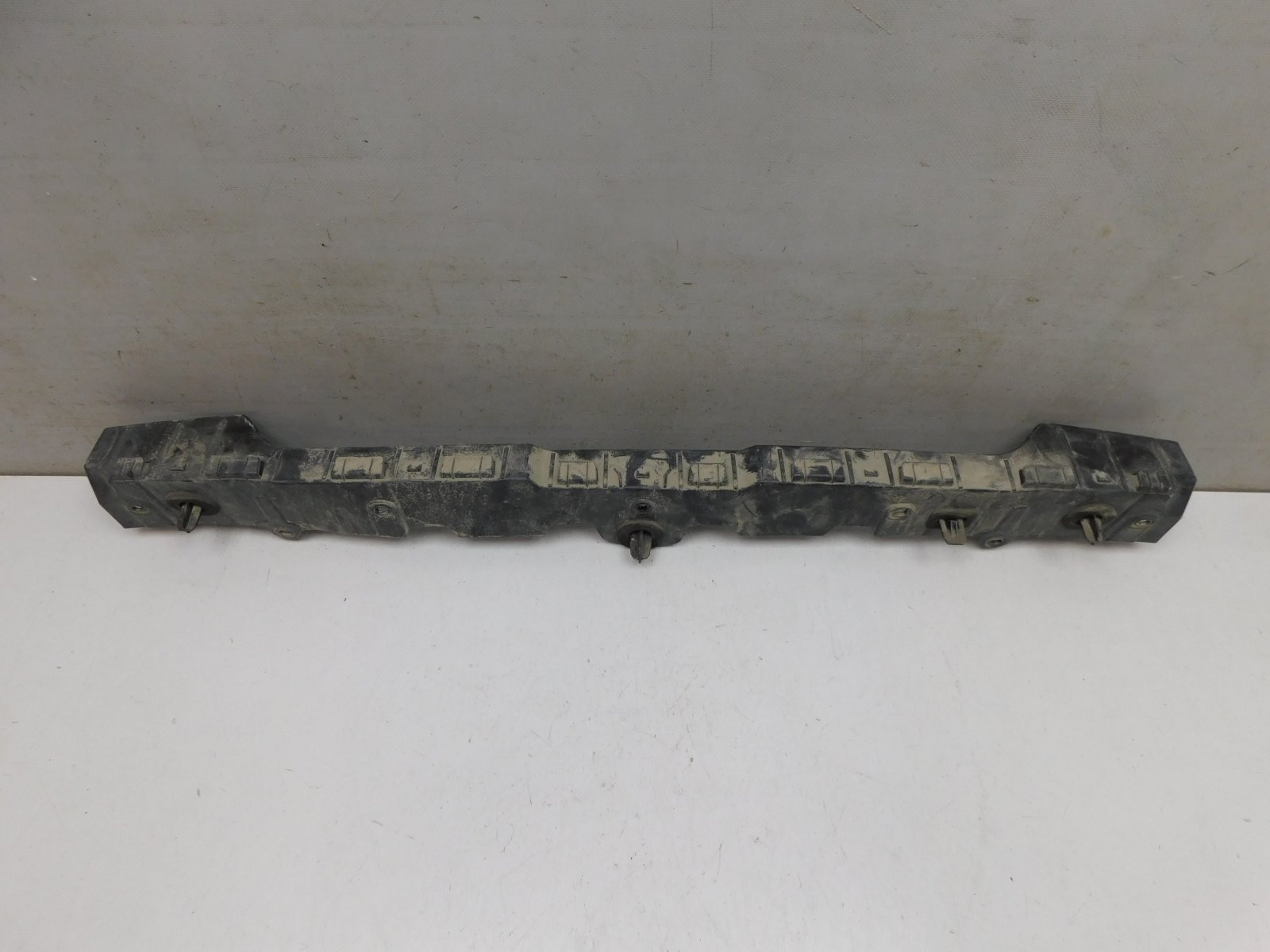 Кронштейн заднего бампера Renault Arkana 2019>