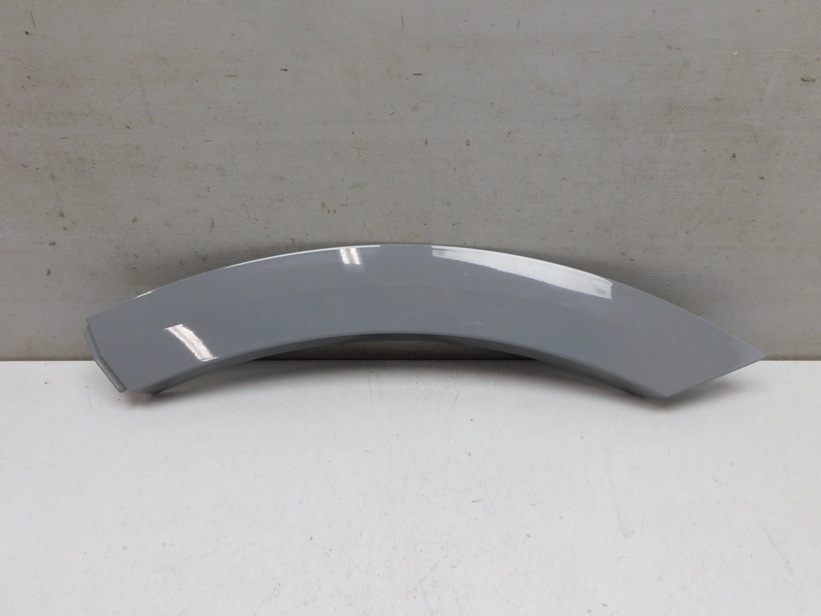 Накладка двери задней левой Audi Q8 2018>