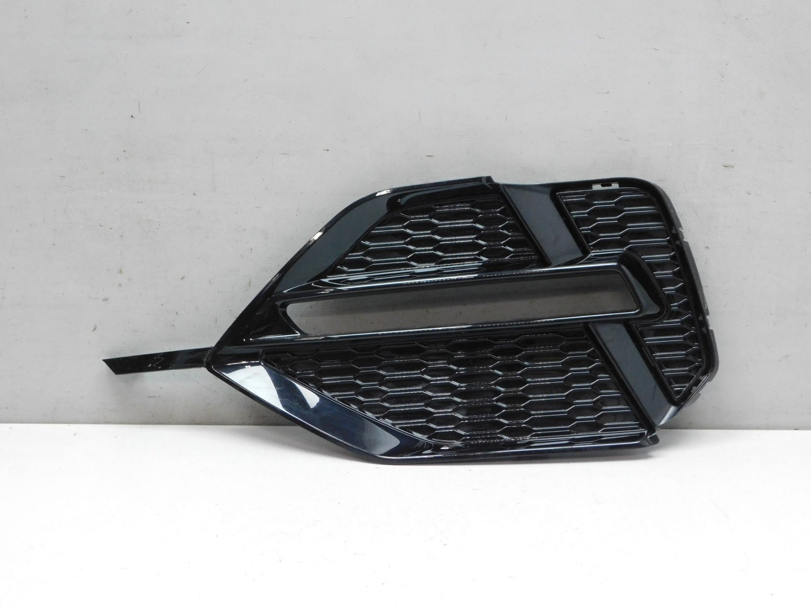 Решетка в бампер левая Omoda S5 2022>