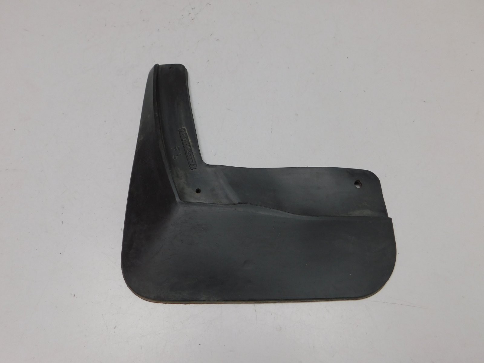 Брызговик передний левый Volkswagen Touareg 2018>