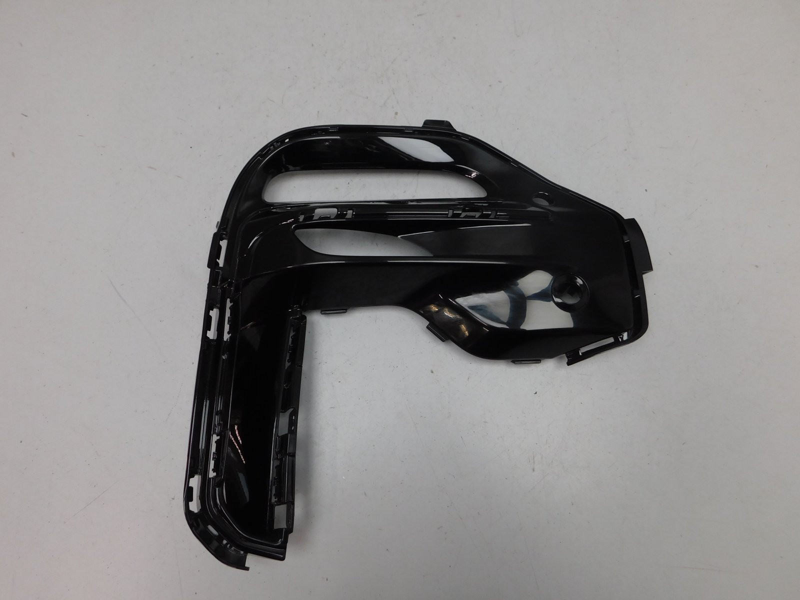 Накладка переднего бампера BMW X5 G05 2018>