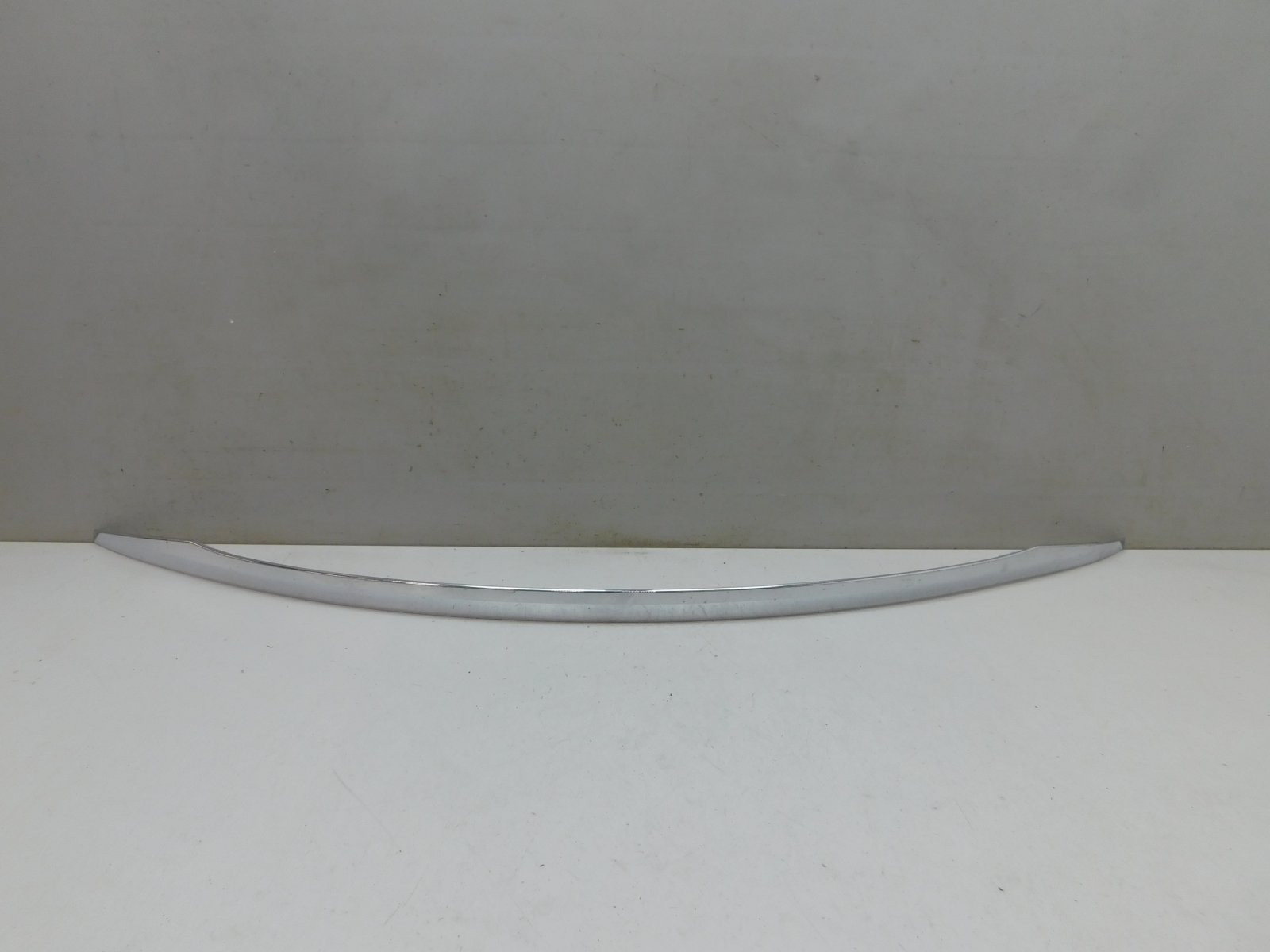 Молдинг крышки багажника Mercedes-Benz E-Klasse W213 2016>