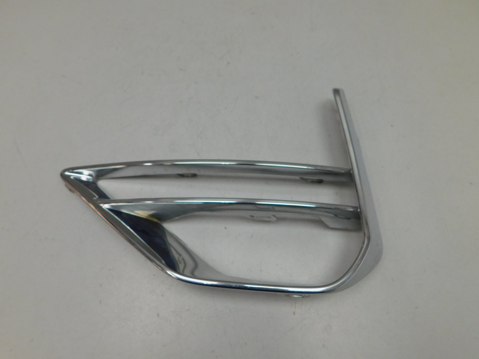 Рамка для противотуманных фар Chery Tiggo 8 Pro 2021>