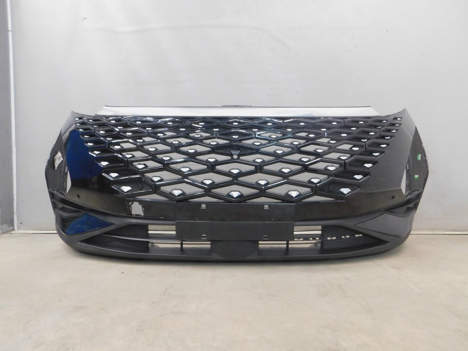 Бампер передний Omoda C5 2022>