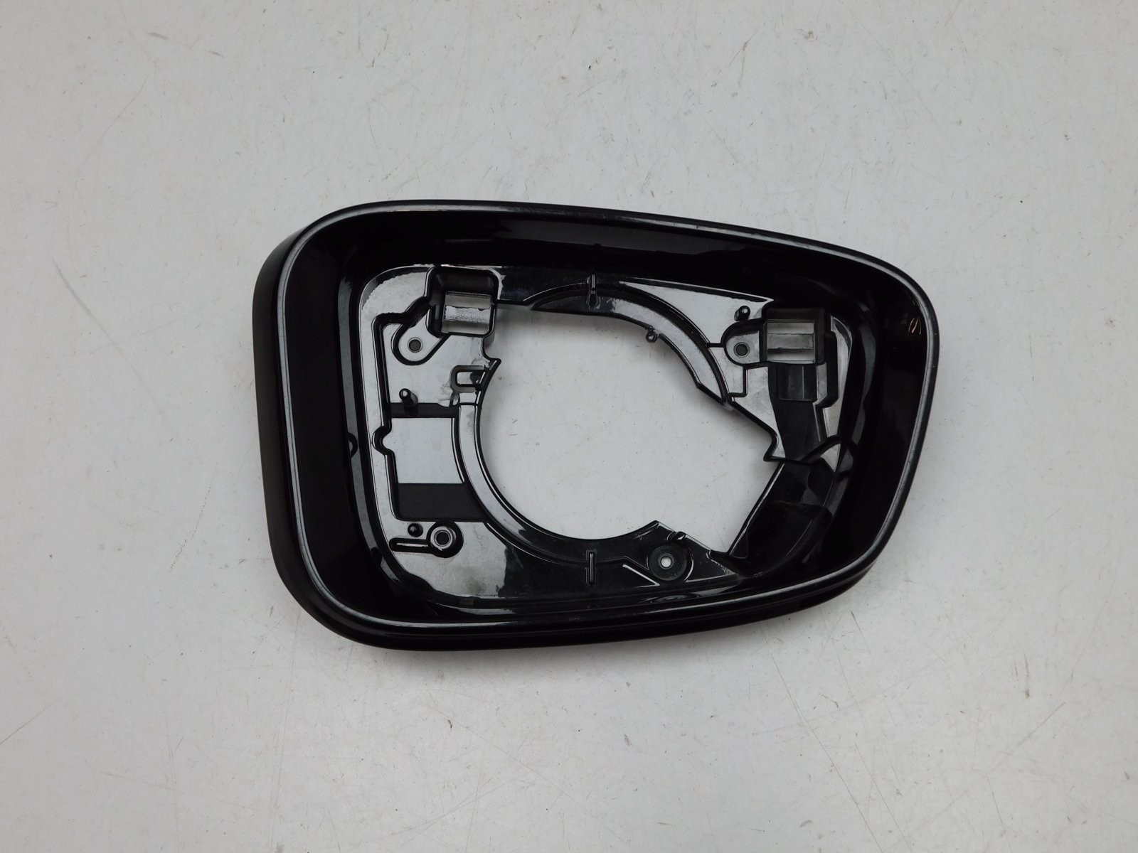 Накладка зеркала правого BMW 5-серия G30 2016>