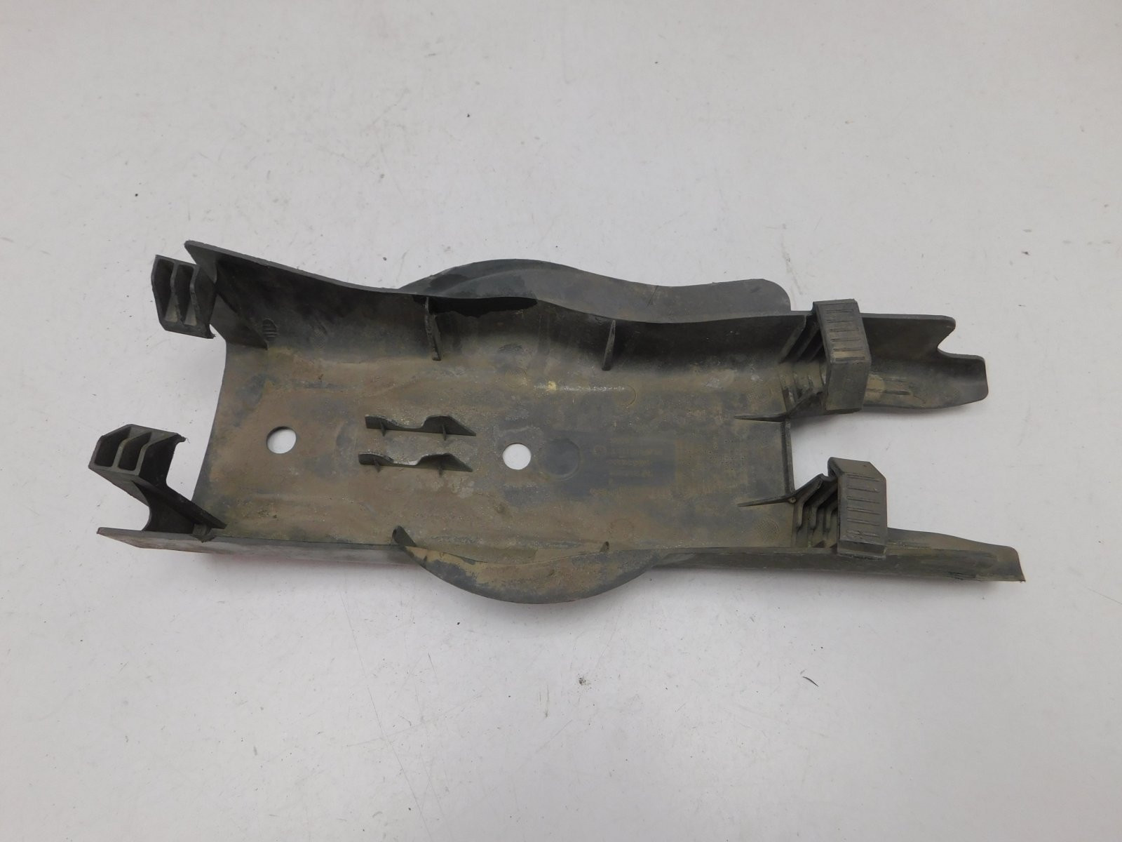 Пыльник Mercedes-Benz E-Klasse W213 2016>