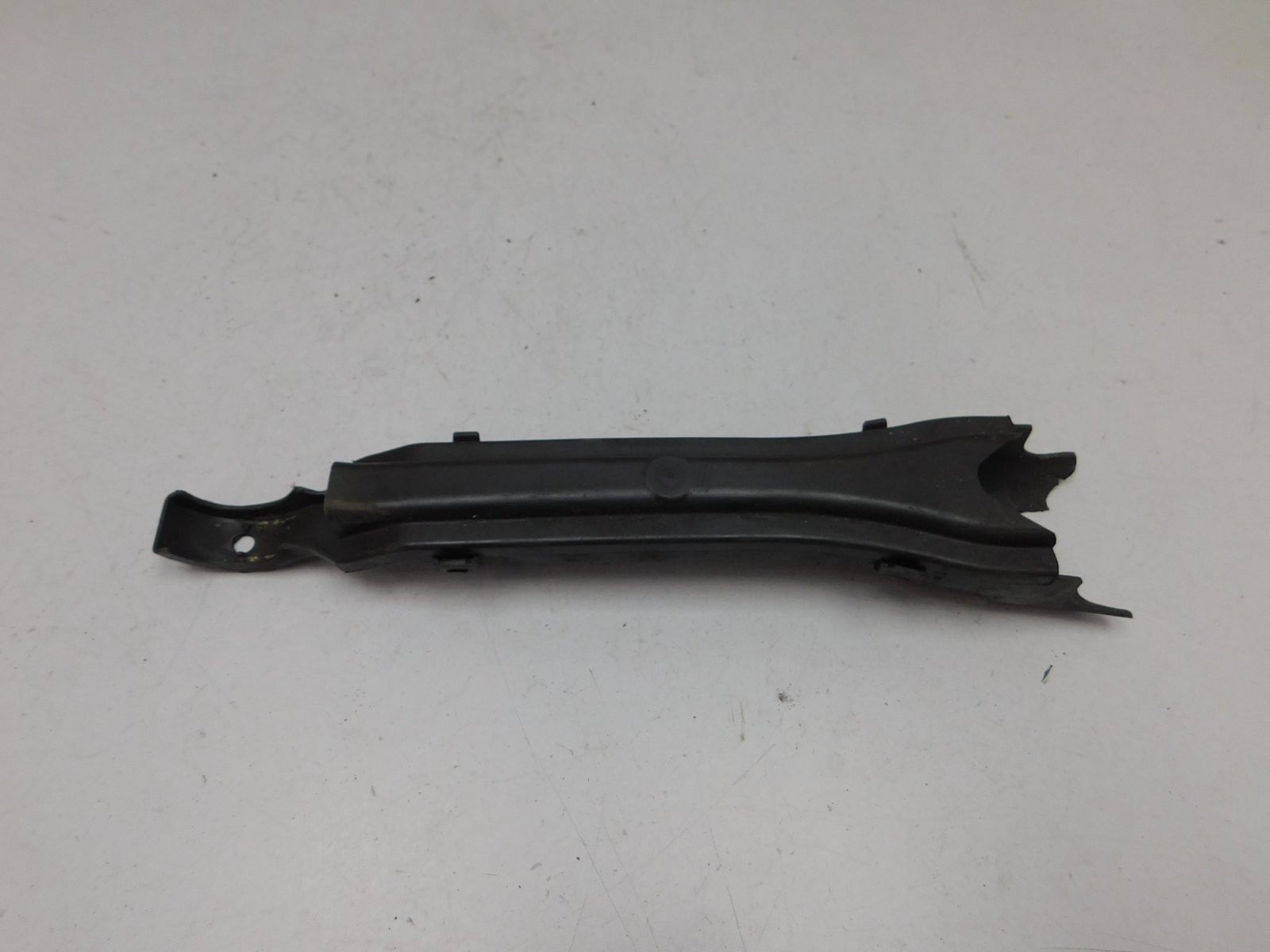 Пыльник Mercedes-Benz E-Klasse W213 2016>