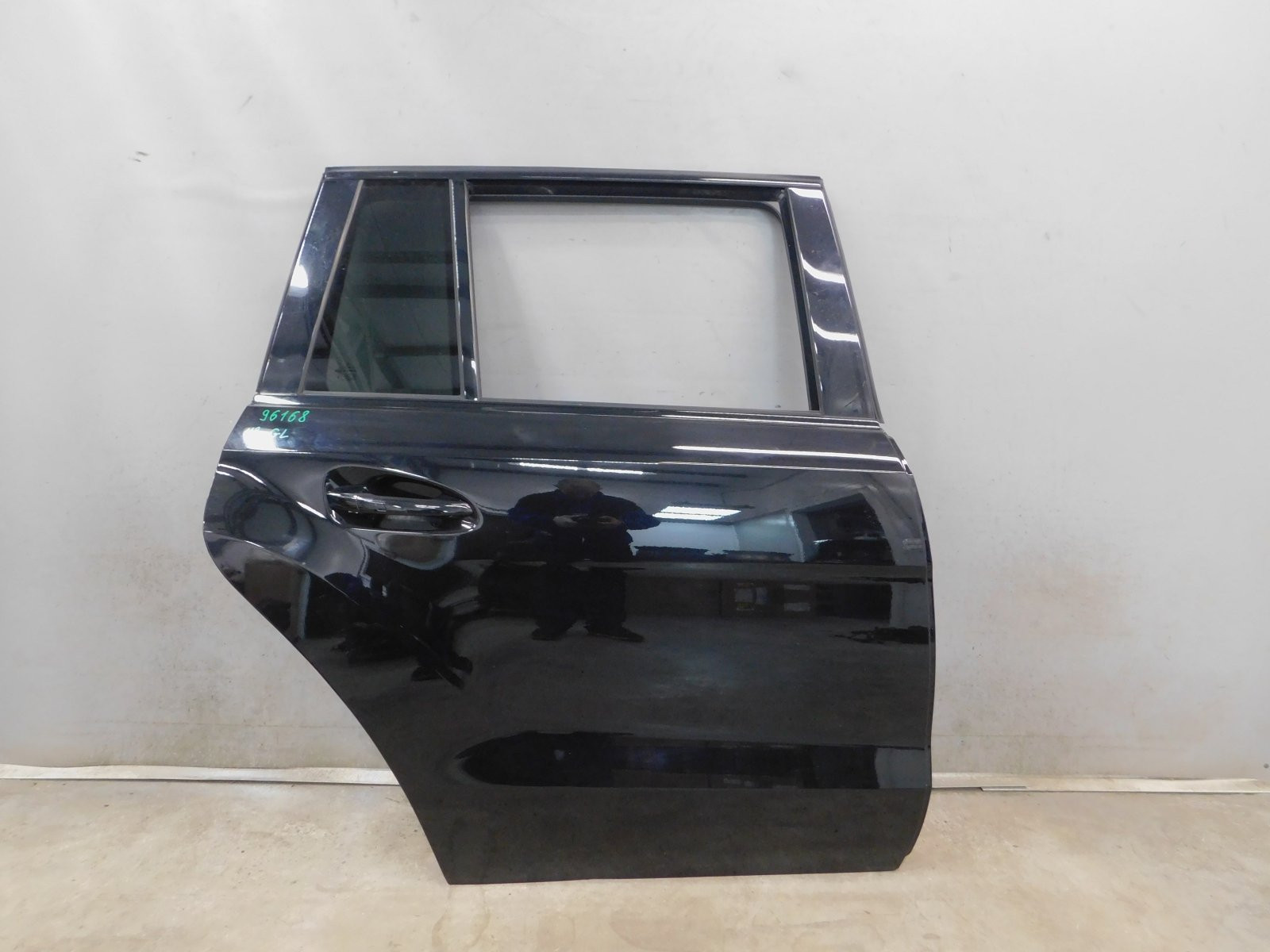 Дверь задняя правая Mercedes-Benz GL/GLS-klasse X166 2012>