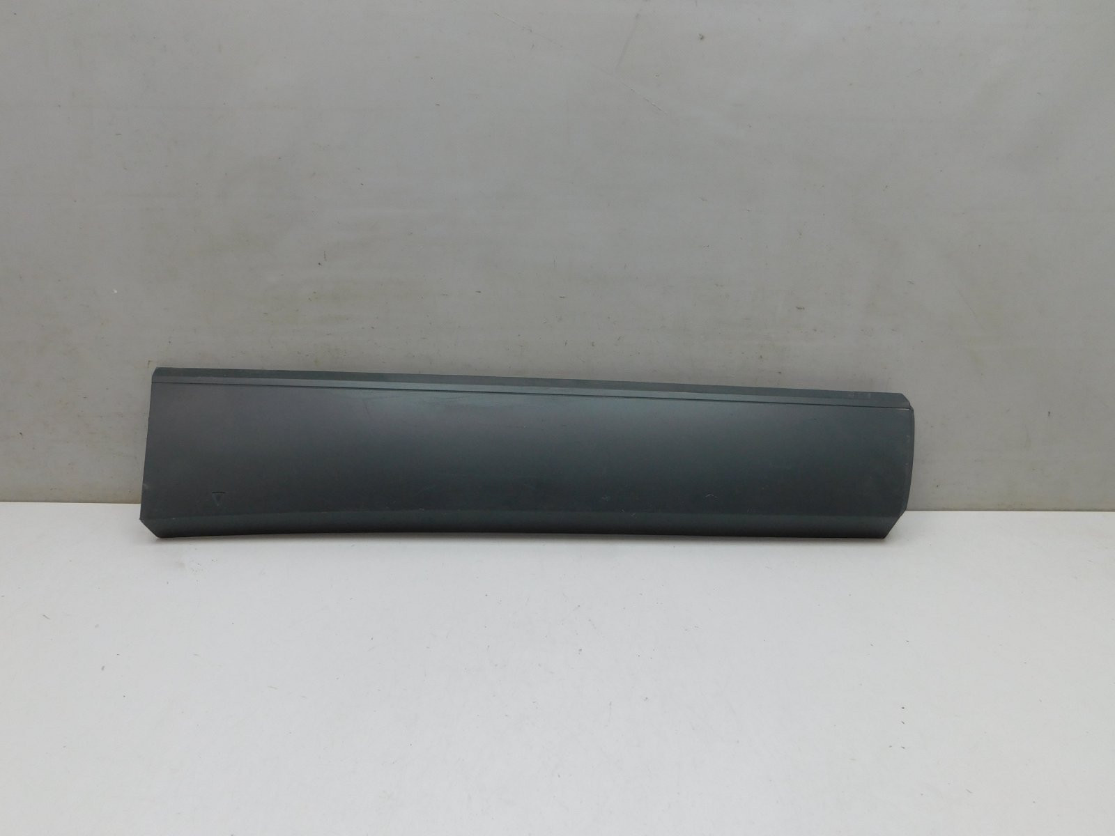 Накладка двери задней правой Renault Arkana 2019>