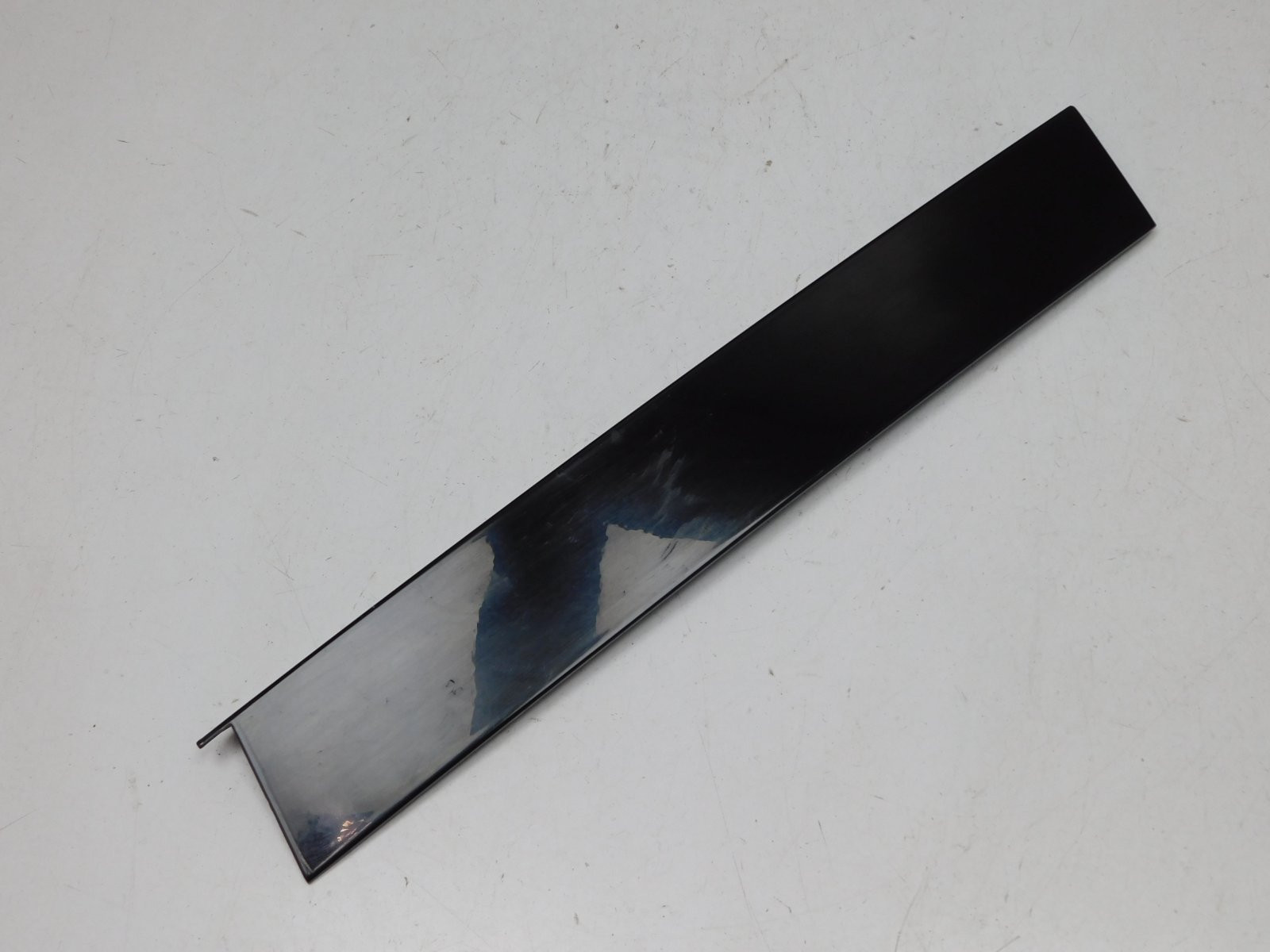 Накладка стекла заднего левого Mercedes-Benz GL/GLS-klasse X166 2012>