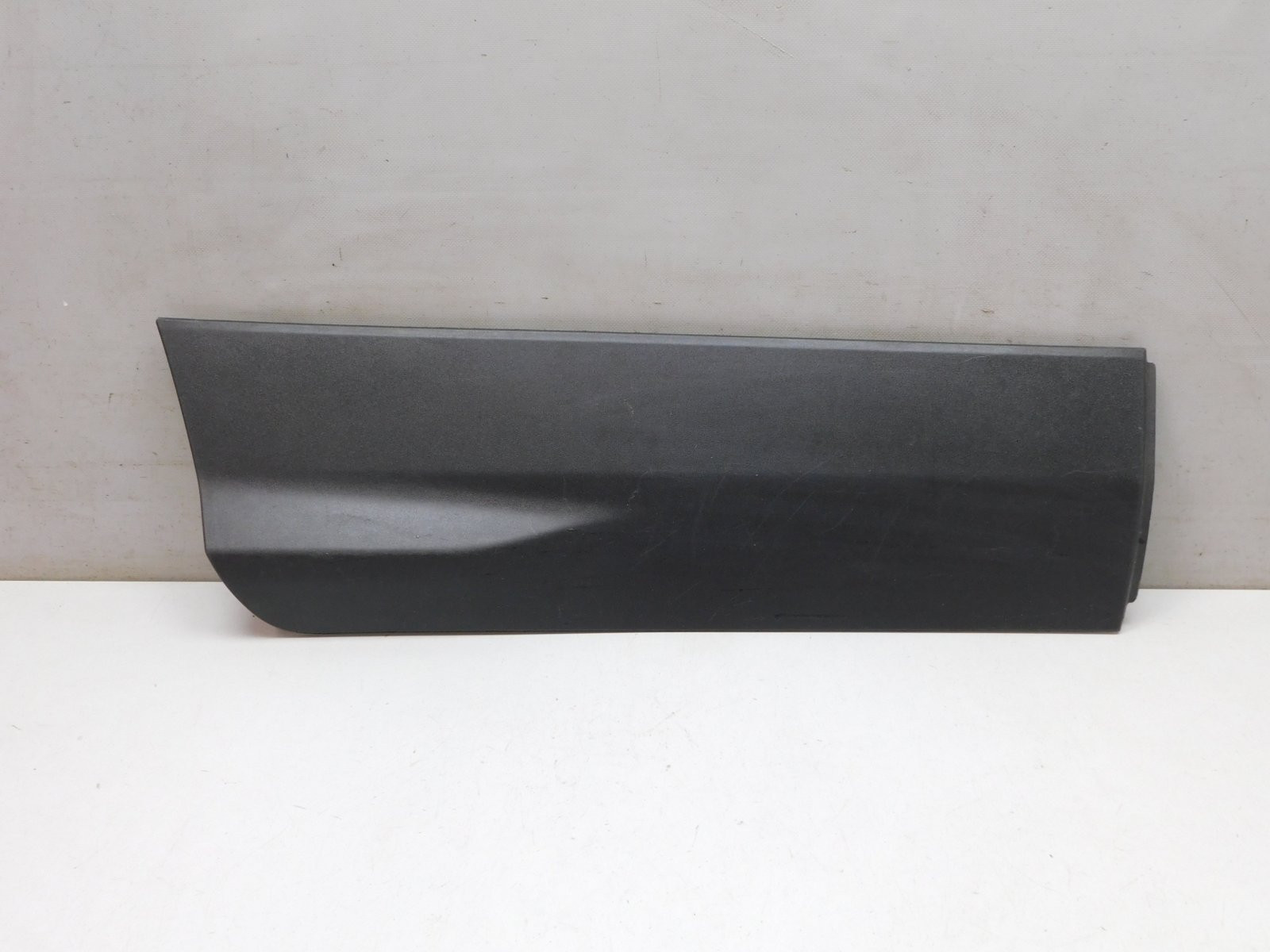 Накладка двери задней правой Ford Kuga 2012>