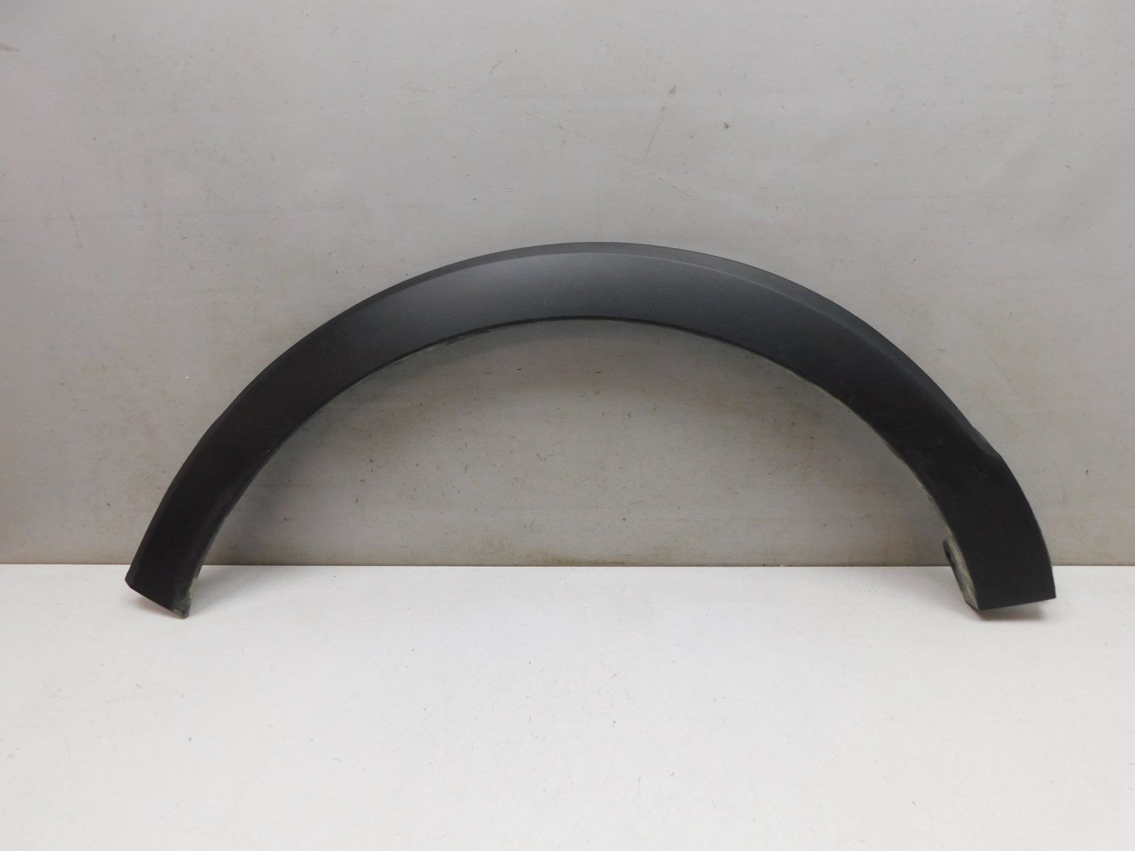 Накладка крыла заднего  правого Renault Kaptur 2016>