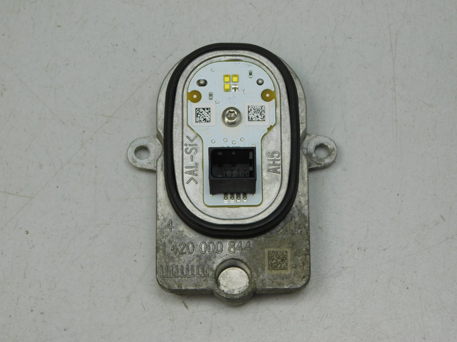 Светодиодный модуль фары Volkswagen Tiguan 2017>