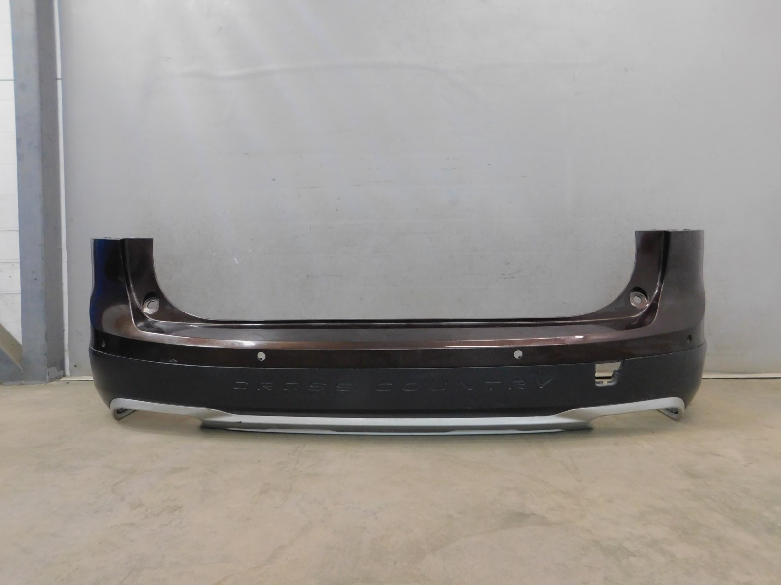Бампер задний Volvo V90 Cross Country 2017>