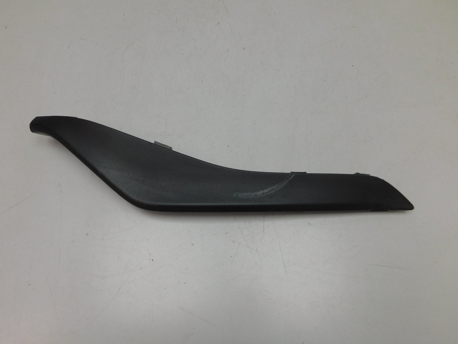 Накладка переднего бампера Volvo XC60 2008-2017