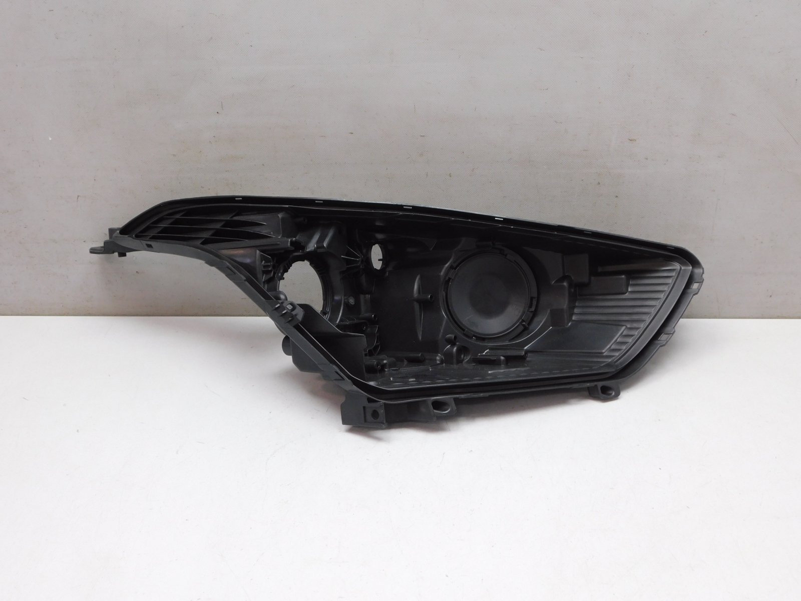 Корпус фары правой Hyundai Creta 2016>