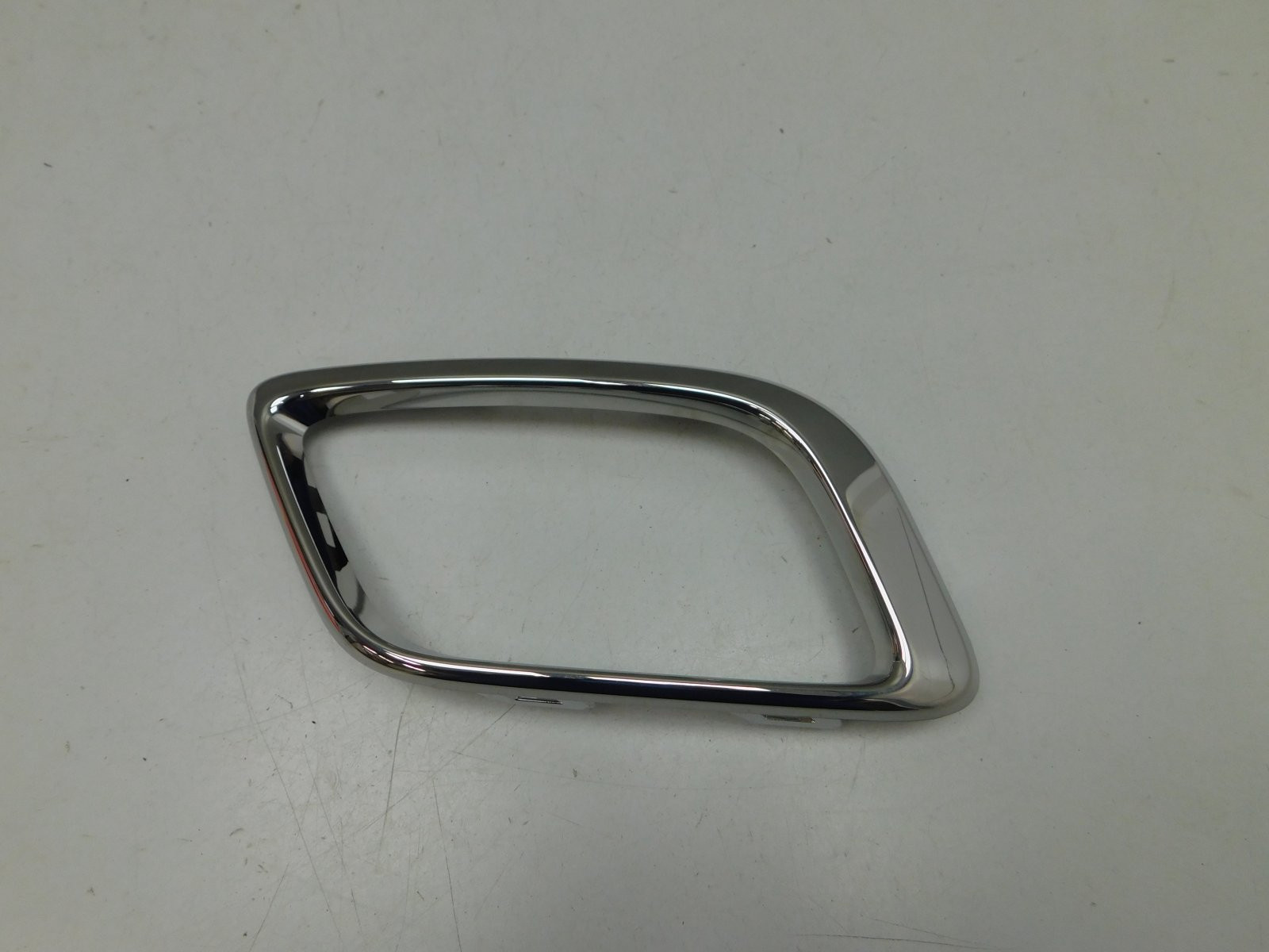 Рамка для противотуманных фар Renault Logan II 2014>