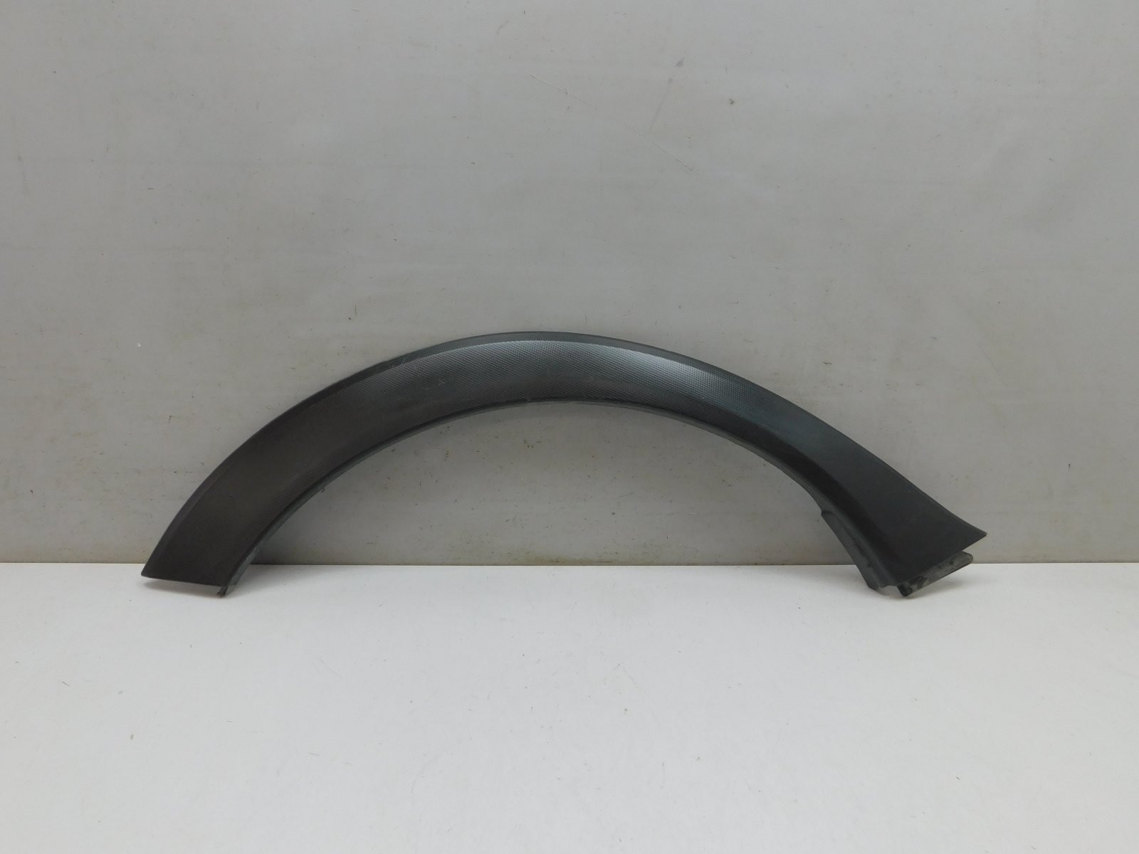 Накладка крыла заднего  правого Subaru XV 2011-2017