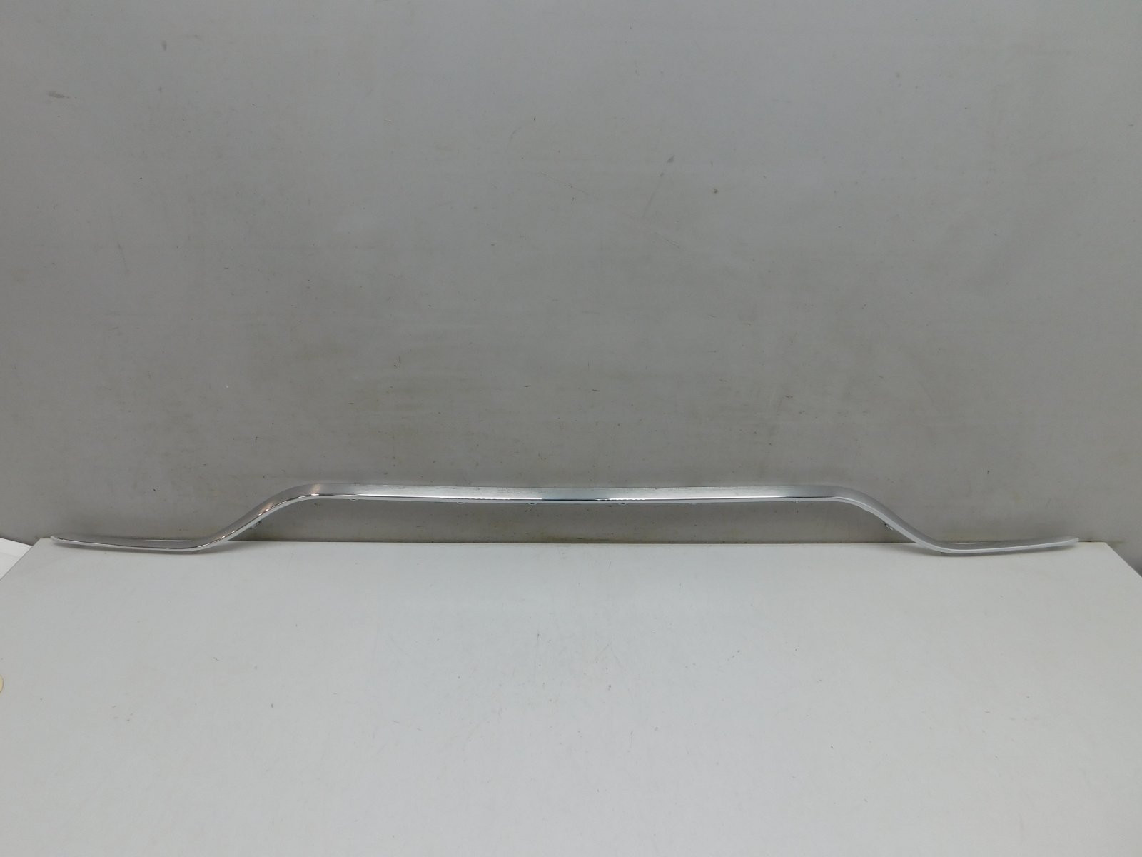 Молдинг заднего бампера Mercedes-Benz E-Klasse W213 2016>