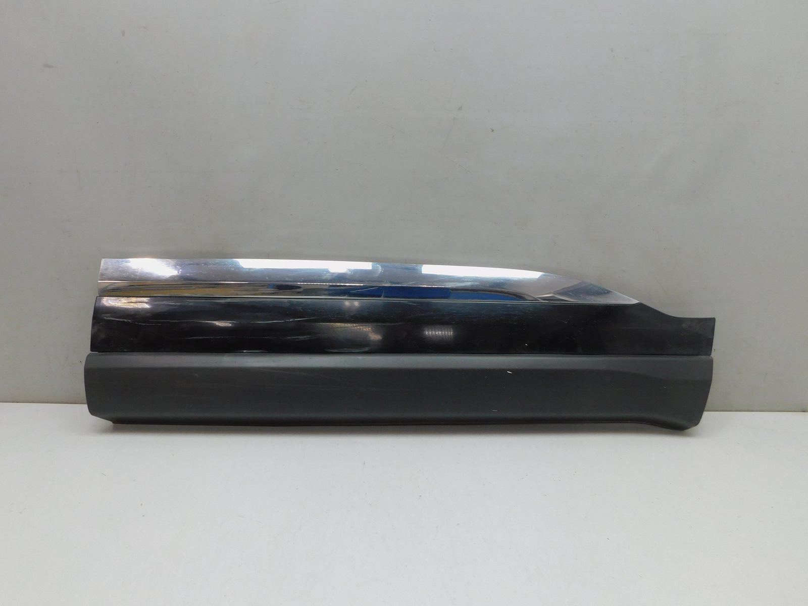 Накладка двери передней правой Chery Tiggo 8 Pro 2021>