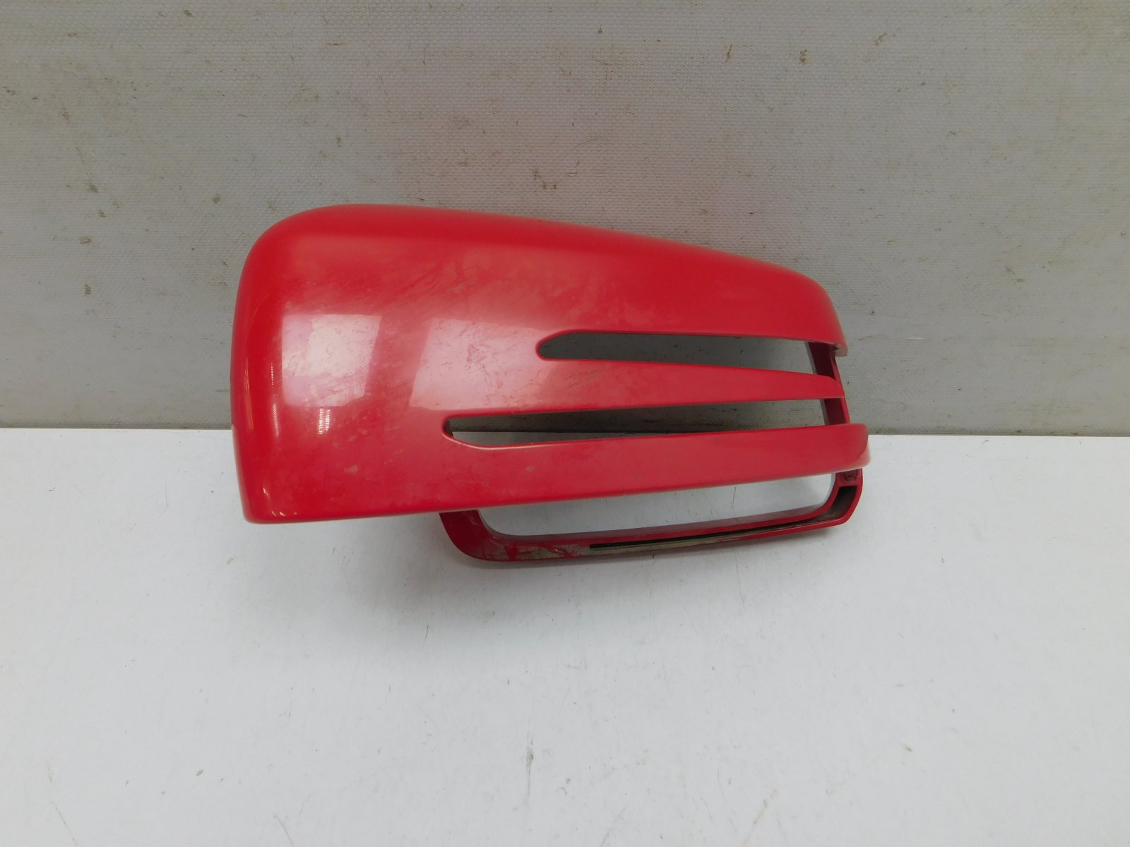 Накладка зеркала левого Mercedes-Benz B-klasse W246 2012-2018