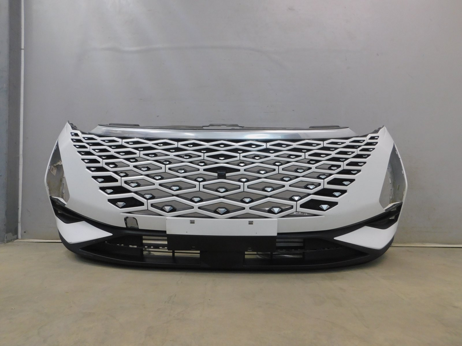 Бампер передний Omoda C5 2022>